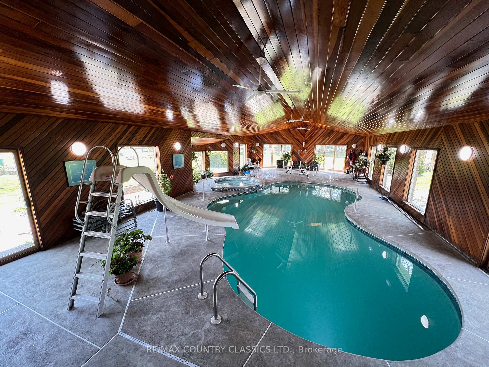 Photo 22 of 11 Golfview Drive, Bancroft, Bancroft Ward — HOMEH