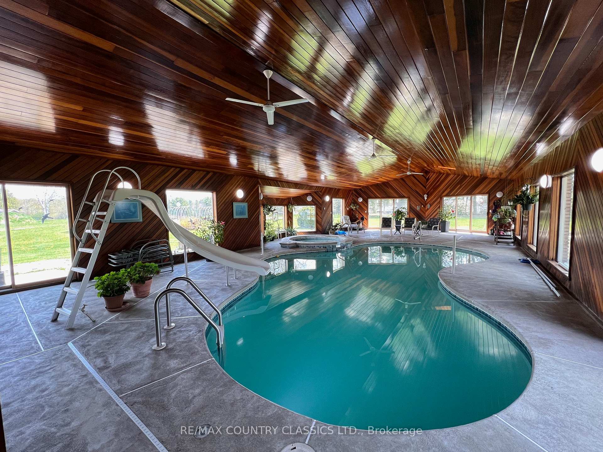 Photo 23 of 11 Golfview Drive, Bancroft, Bancroft Ward — HOMEH