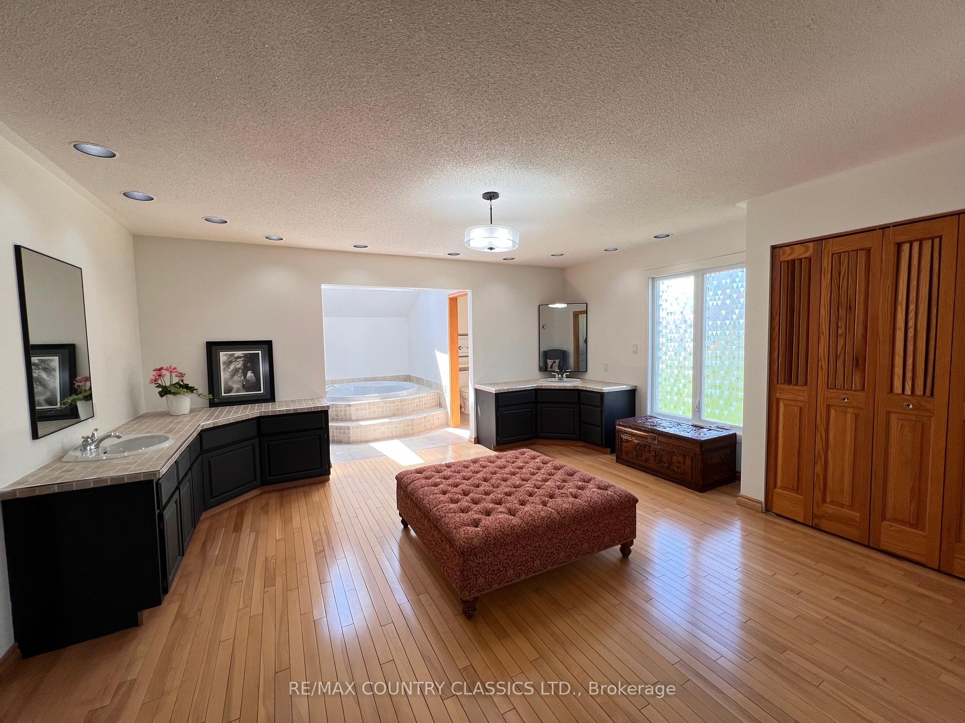 Photo 30 of 11 Golfview Drive, Bancroft, Bancroft Ward — HOMEH