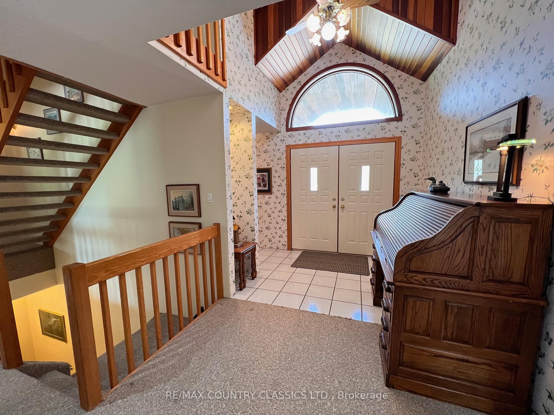 Photo 33 of 11 Golfview Drive, Bancroft, Bancroft Ward — HOMEH