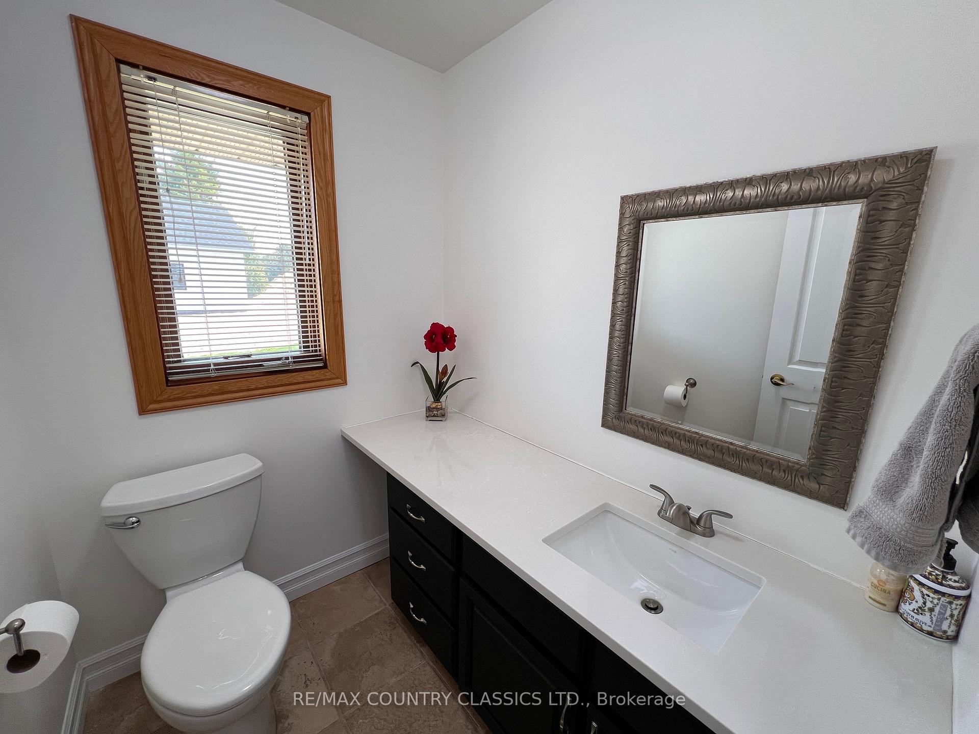 Photo 41 of 11 Golfview Drive, Bancroft, Bancroft Ward — HOMEH