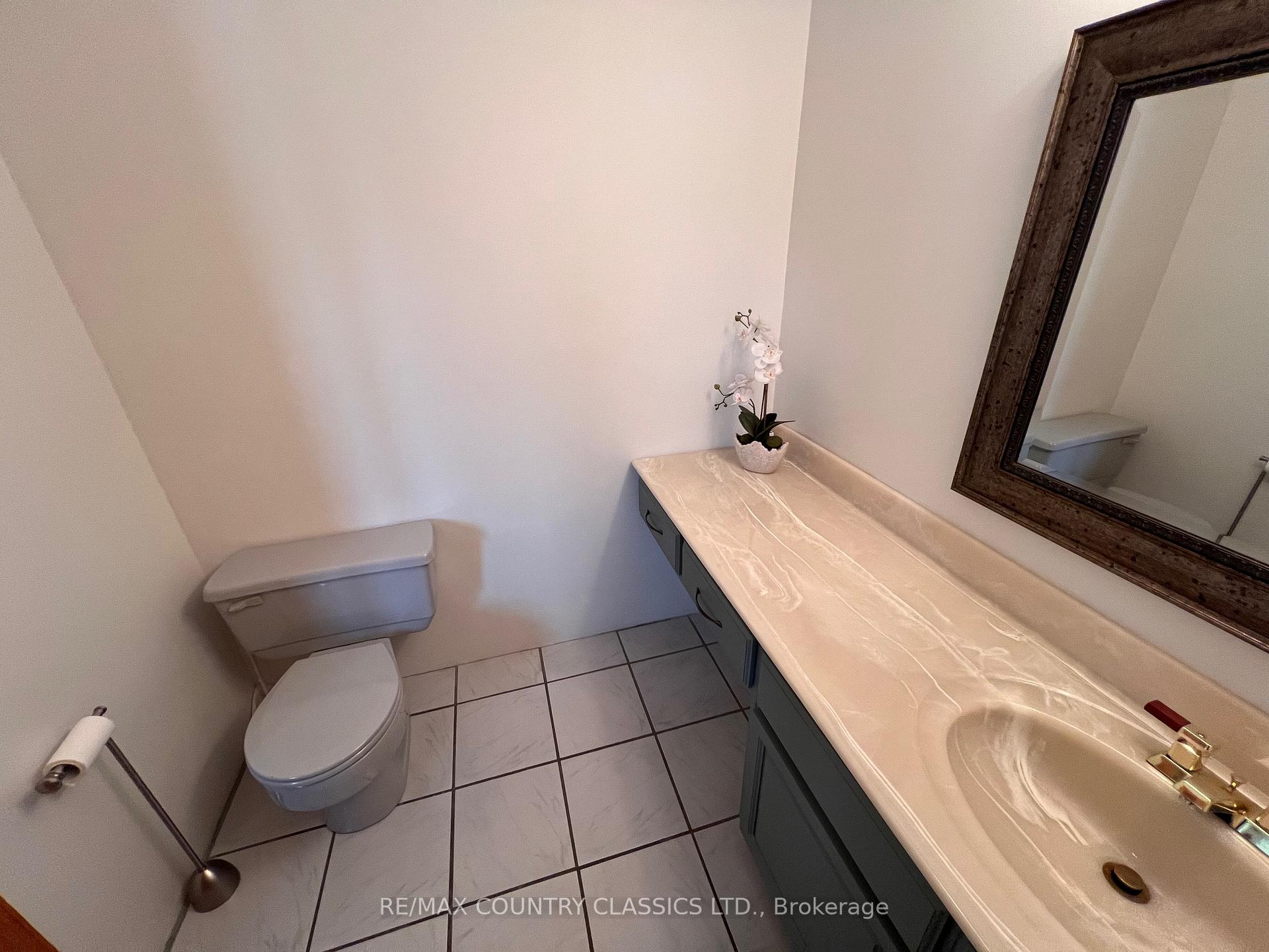 Photo 45 of 11 Golfview Drive, Bancroft, Bancroft Ward — HOMEH