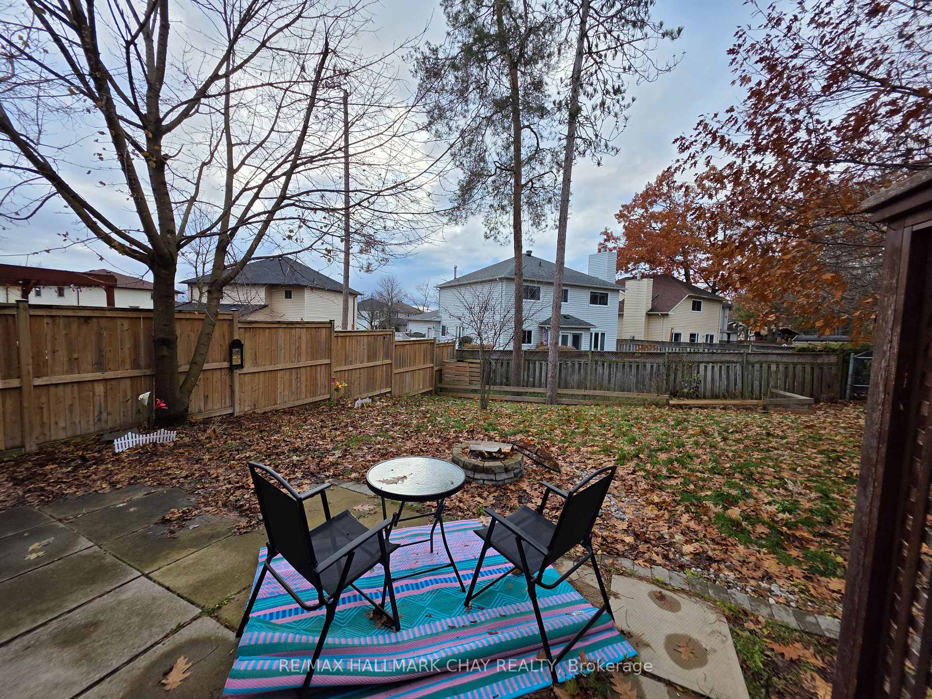 Photo 31 of 54 Shakespeare Crescent, Barrie, Letitia Heights — HOMEH