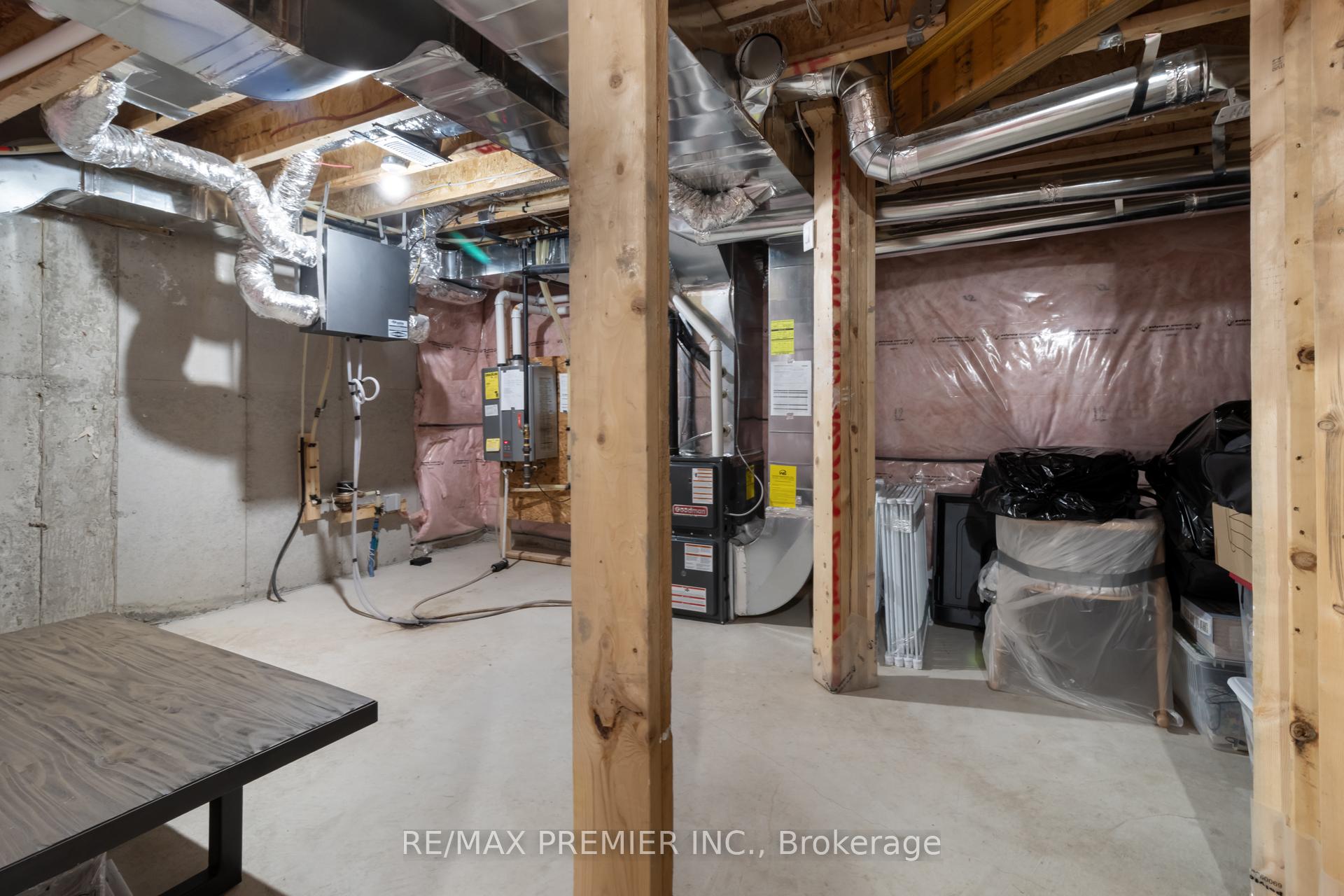 Photo 31 of 28 Holyrood Crescent, Vaughan, Kleinburg — HOMEH