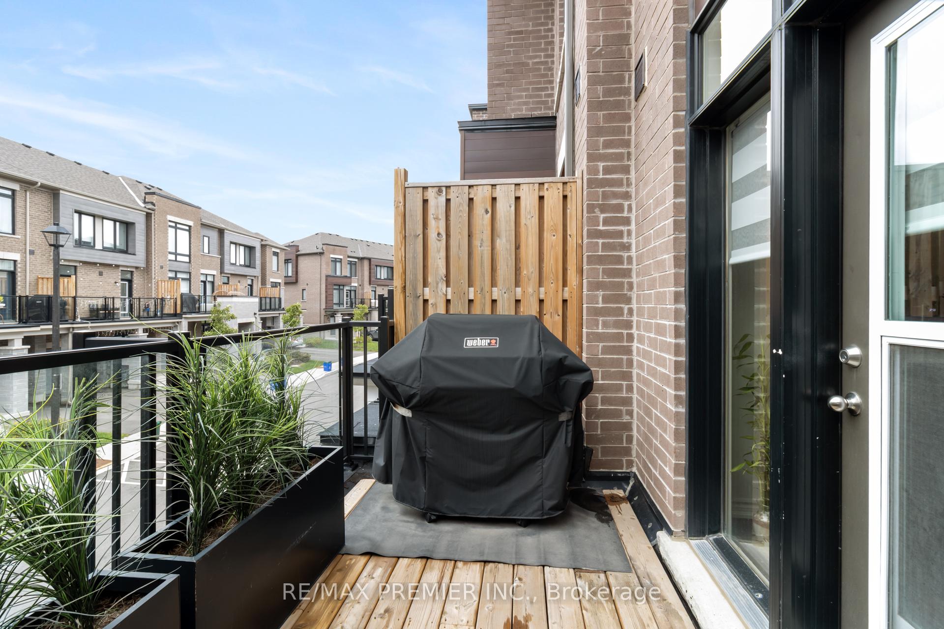 Photo 35 of 28 Holyrood Crescent, Vaughan, Kleinburg — HOMEH