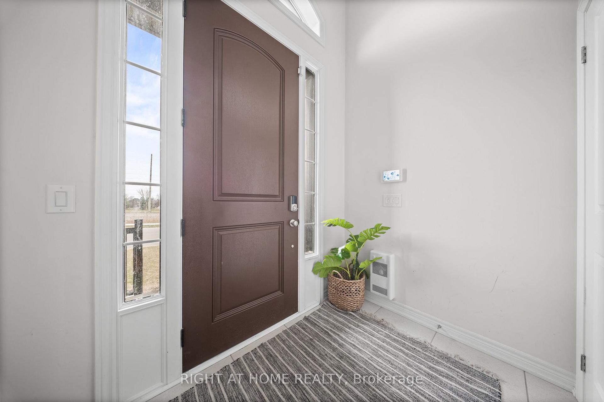 Photo 3 of 50 Elkington Crescent, Whitby, Rural Whitby — HOMEH