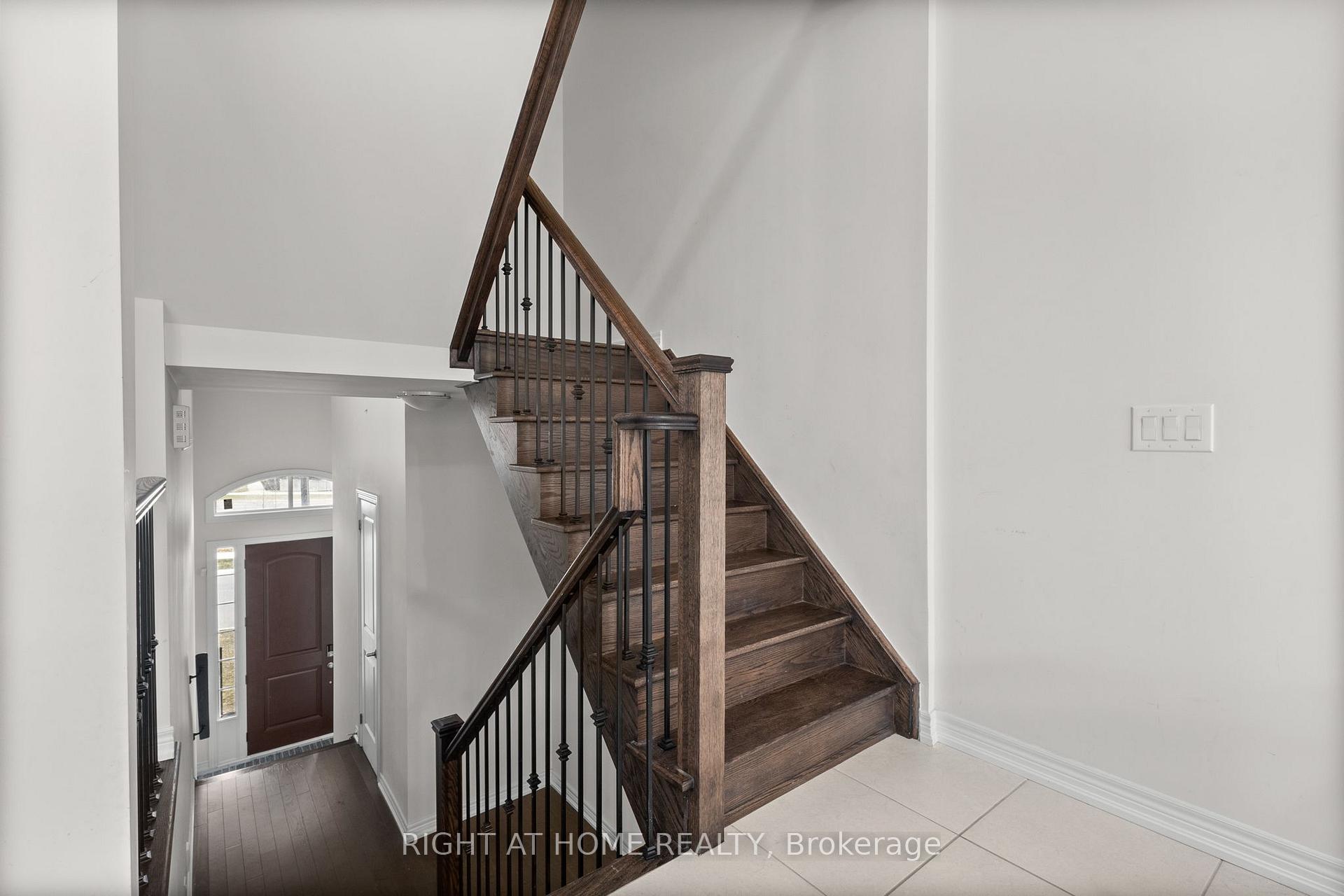 Photo 13 of 50 Elkington Crescent, Whitby, Rural Whitby — HOMEH
