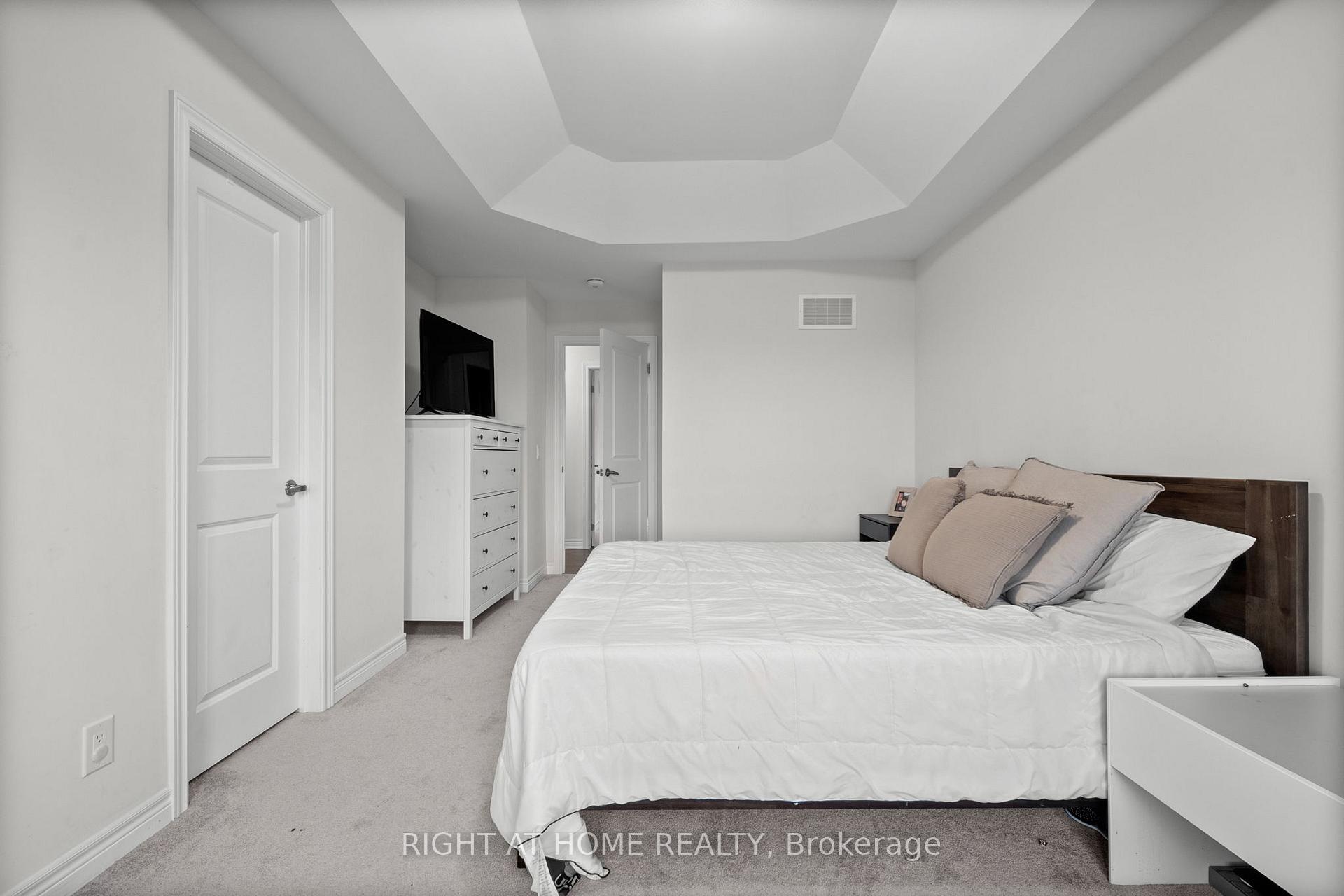 Photo 18 of 50 Elkington Crescent, Whitby, Rural Whitby — HOMEH