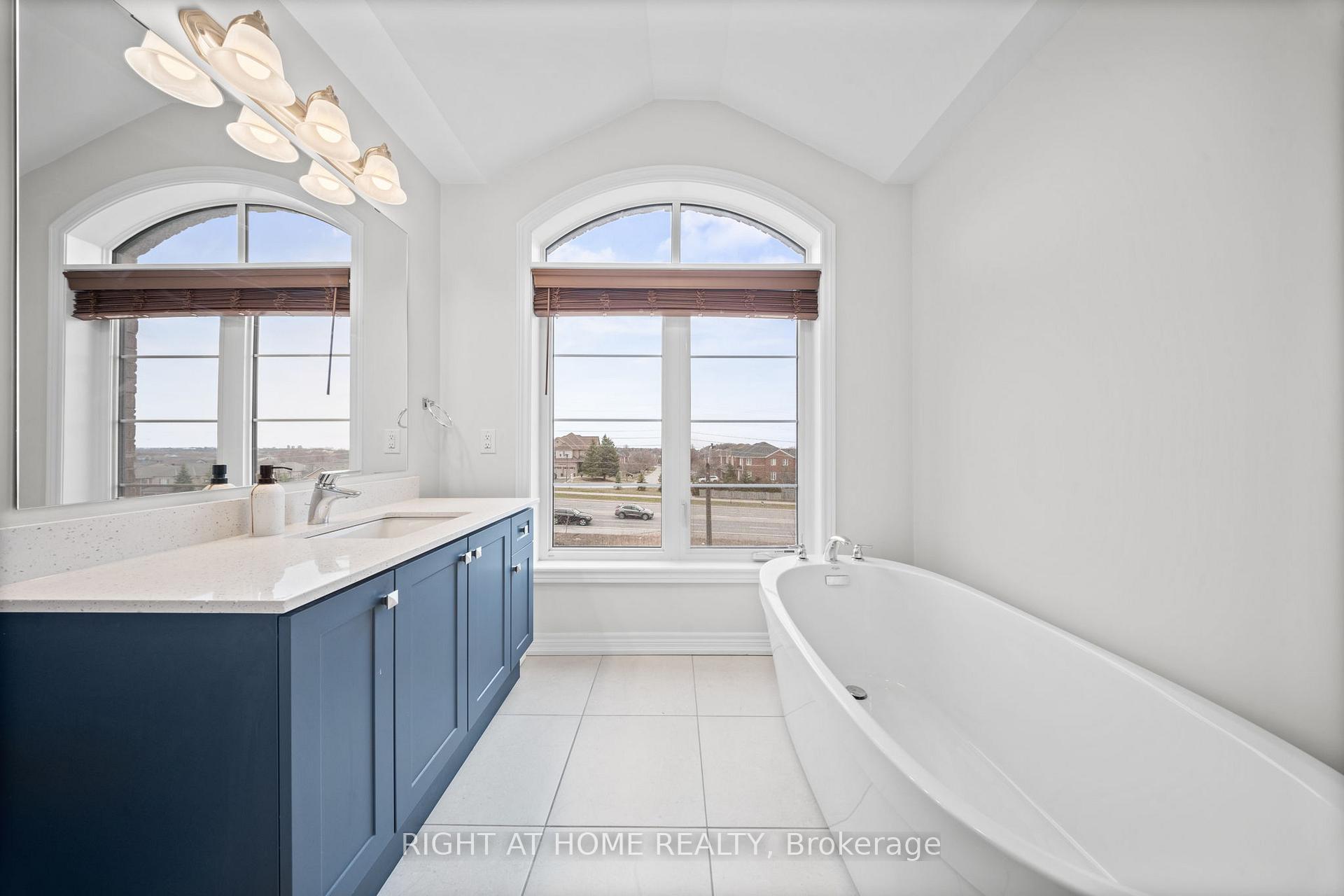 Photo 19 of 50 Elkington Crescent, Whitby, Rural Whitby — HOMEH