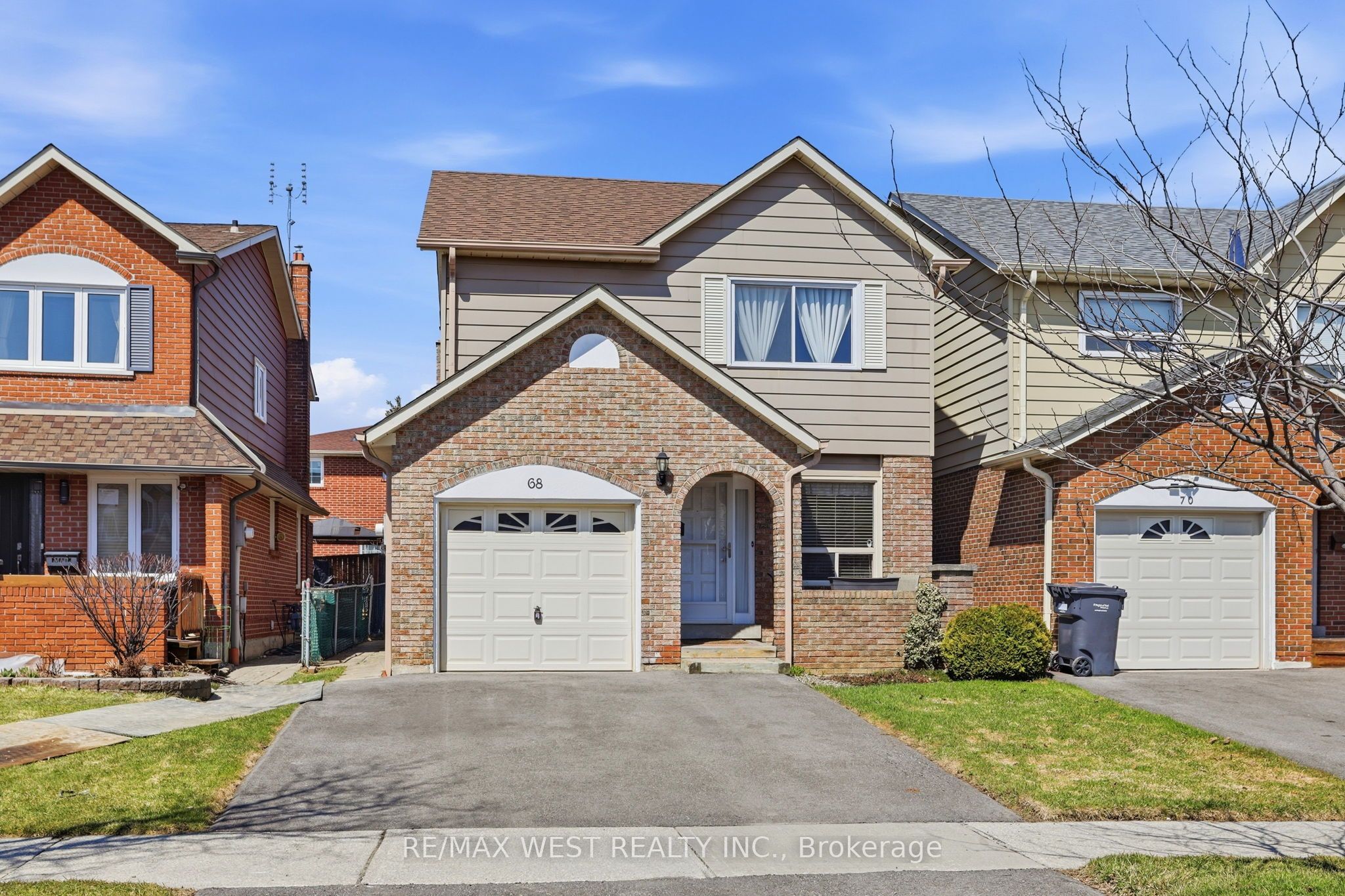 Photo 3 of 68 Buckland Way, Brampton, Madoc — HOMEH