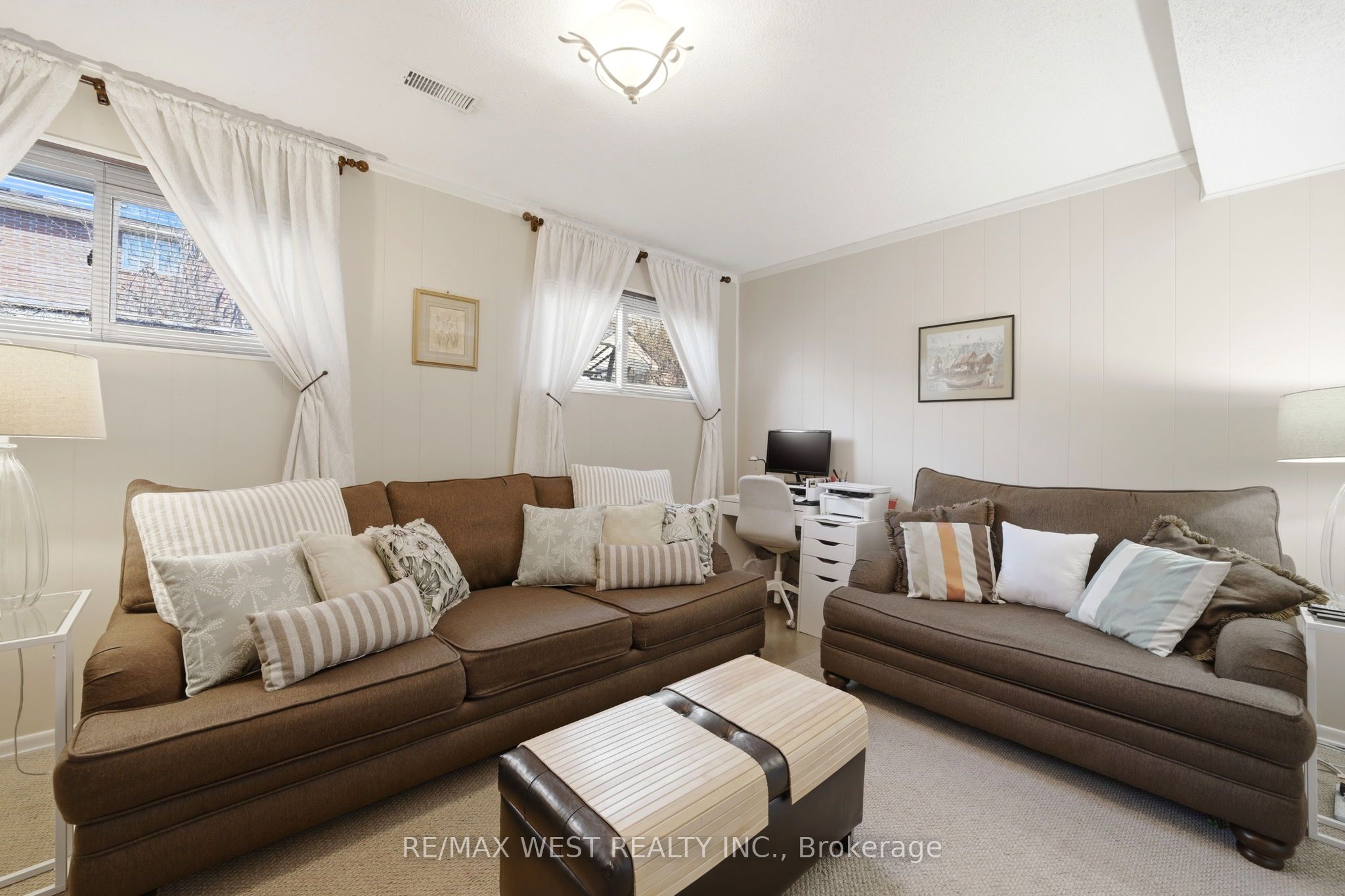 Photo 34 of 68 Buckland Way, Brampton, Madoc — HOMEH
