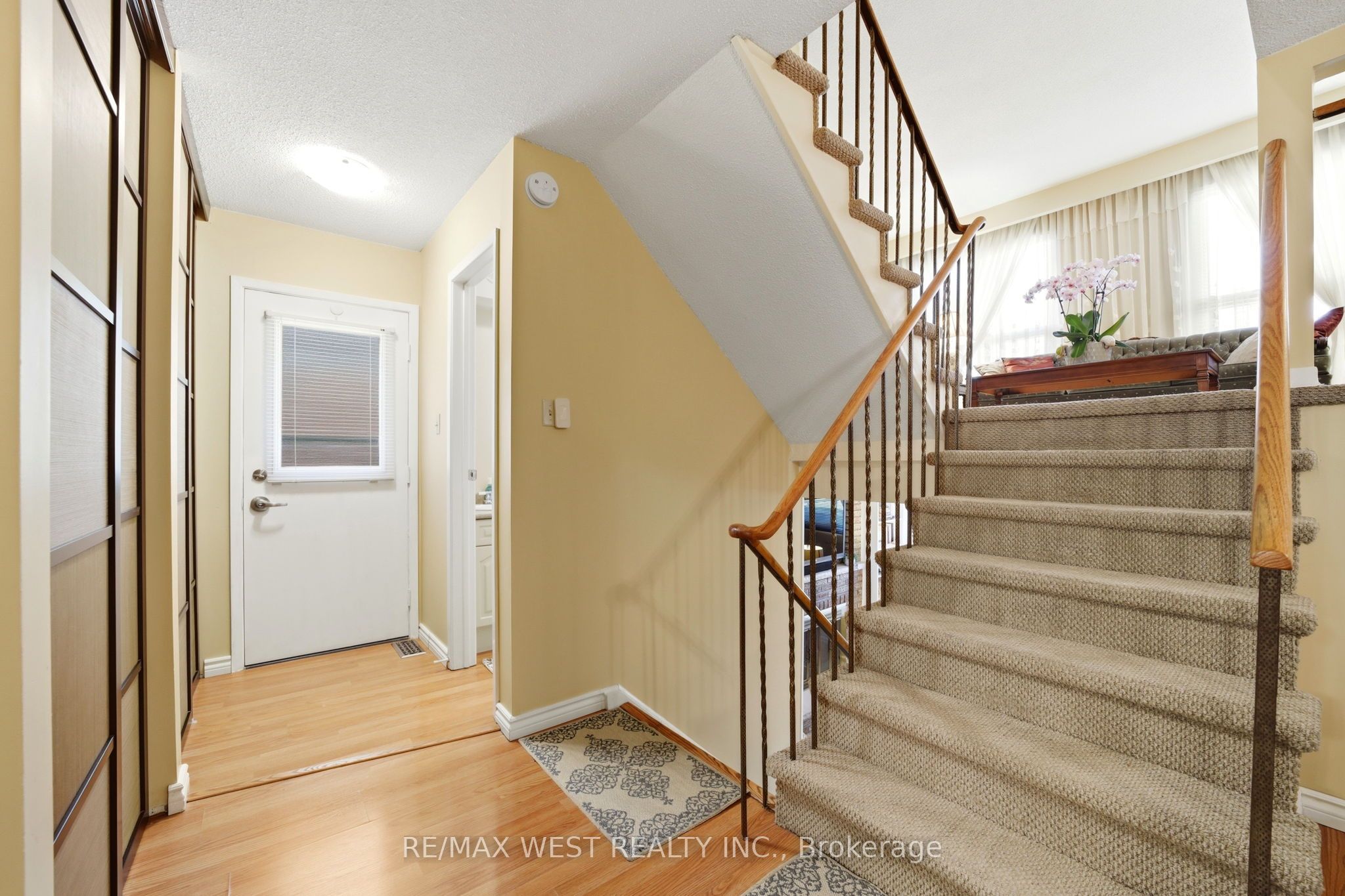 Photo 19 of 68 Buckland Way, Brampton, Madoc — HOMEH