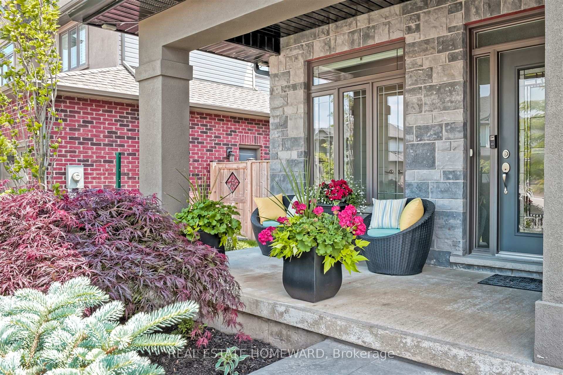 Photo 2 of 49 Julia Drive, Welland, Coyle Creek — HOMEH