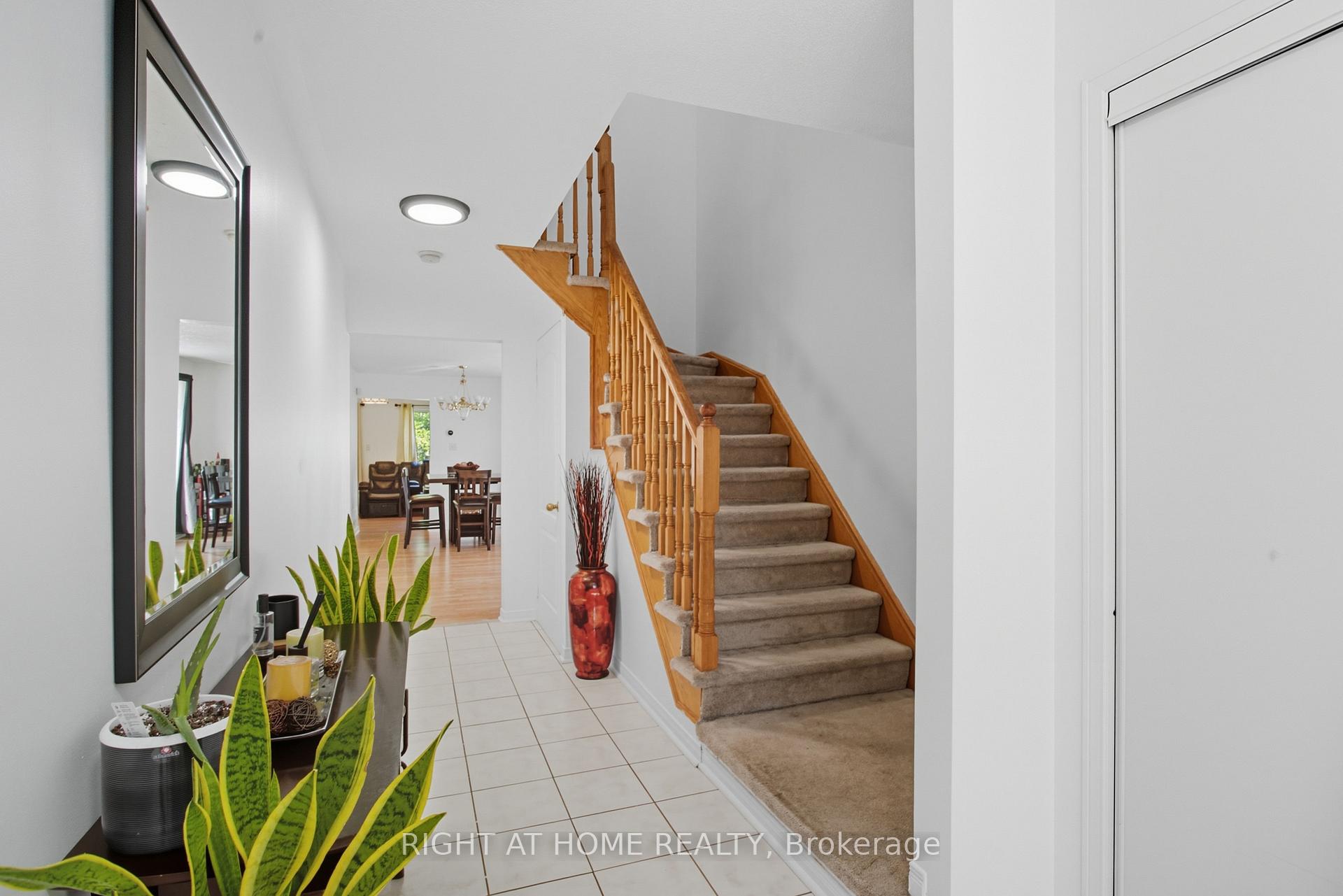 Photo 5 of 69 Cathedral Drive, Whitby, Rolling Acres — HOMEH