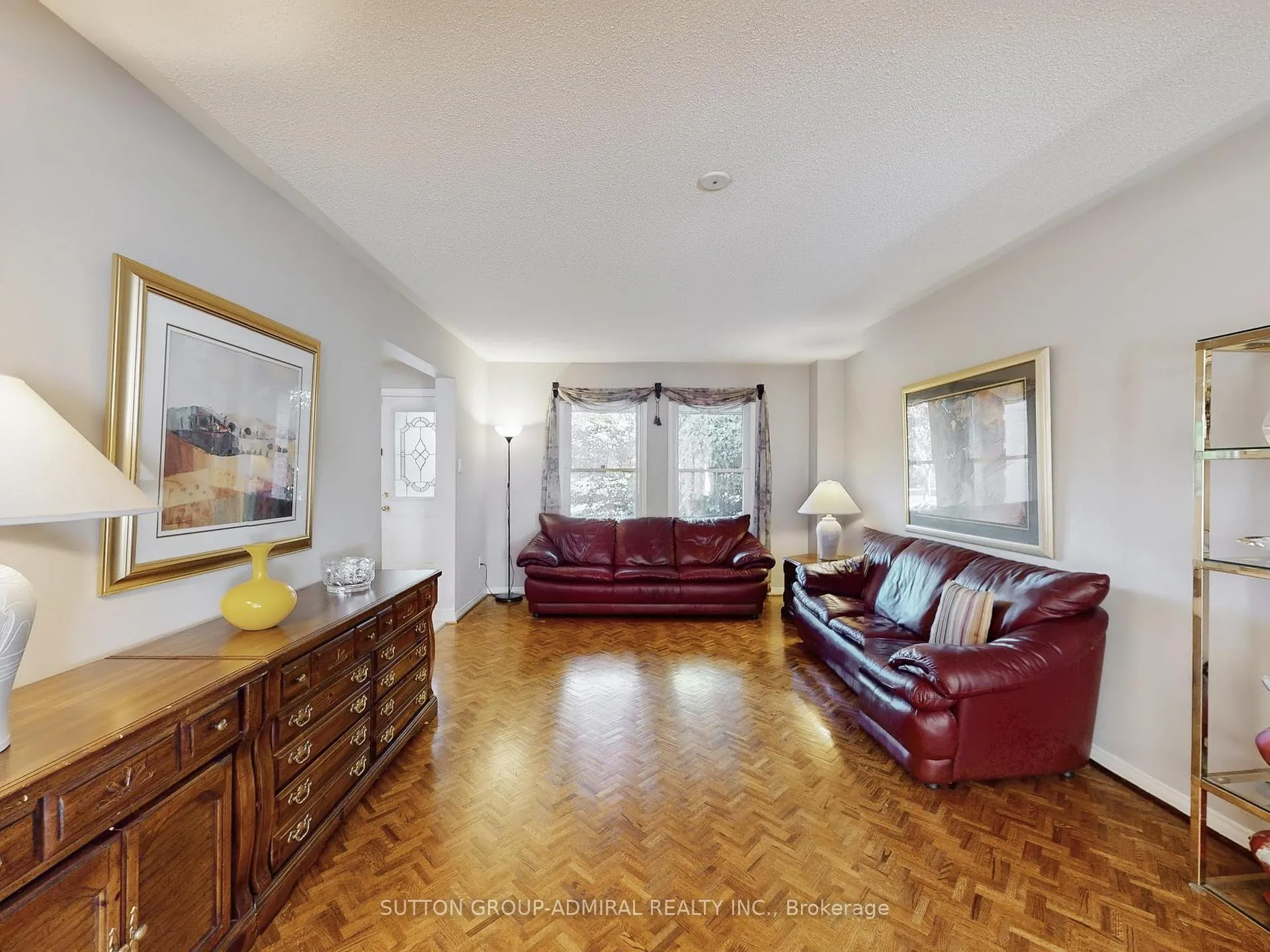 Photo 6 of 25 Mill Arbour Lane, Vaughan, Brownridge — HOMEH