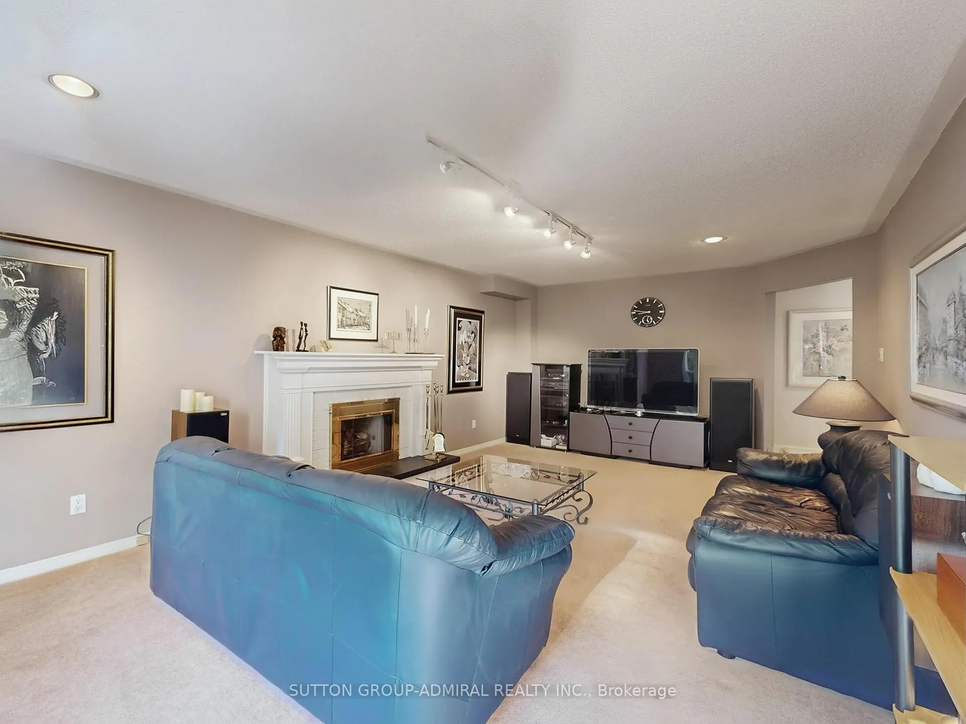 Photo 16 of 25 Mill Arbour Lane, Vaughan, Brownridge — HOMEH