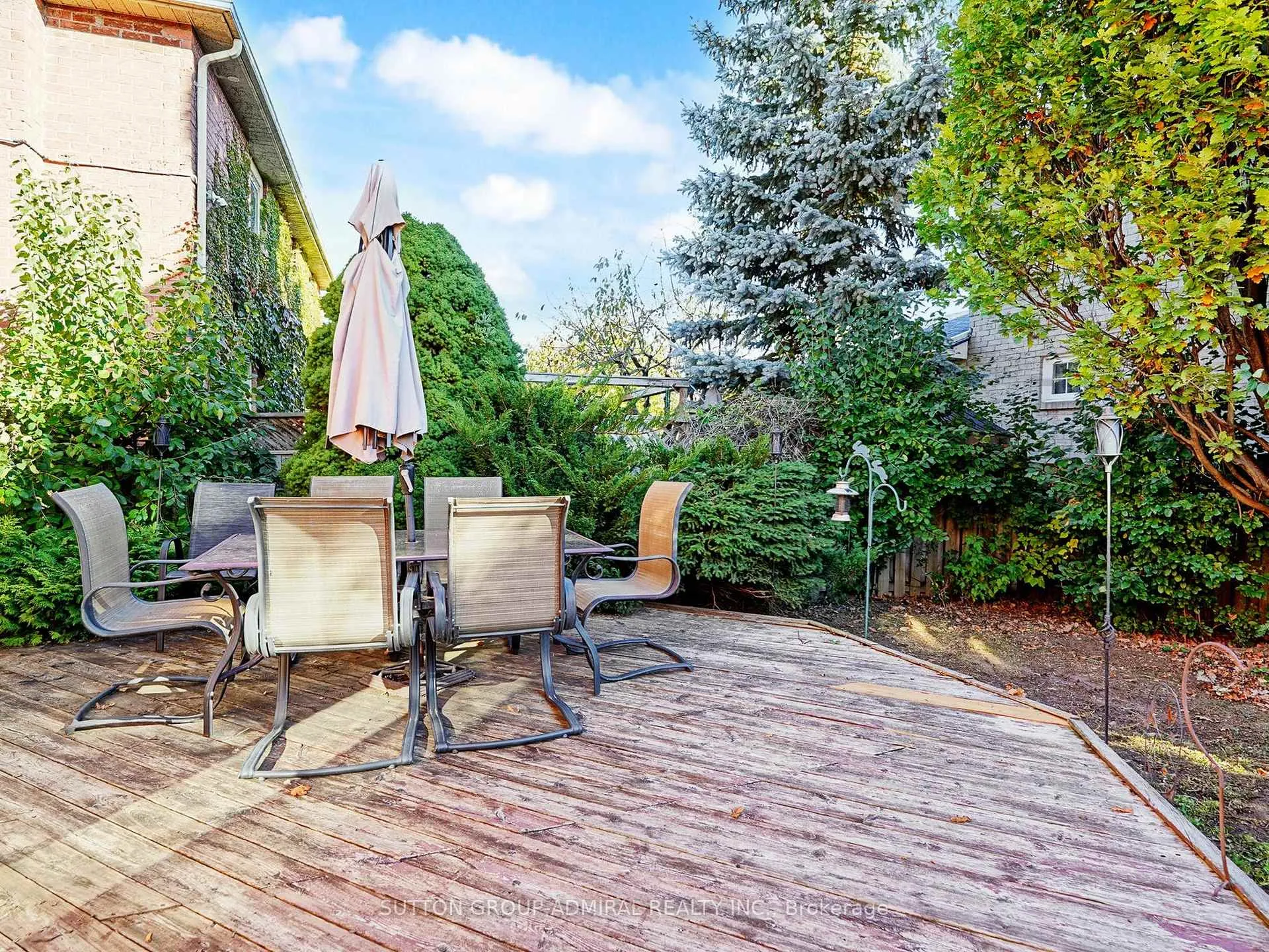Photo 43 of 25 Mill Arbour Lane, Vaughan, Brownridge — HOMEH