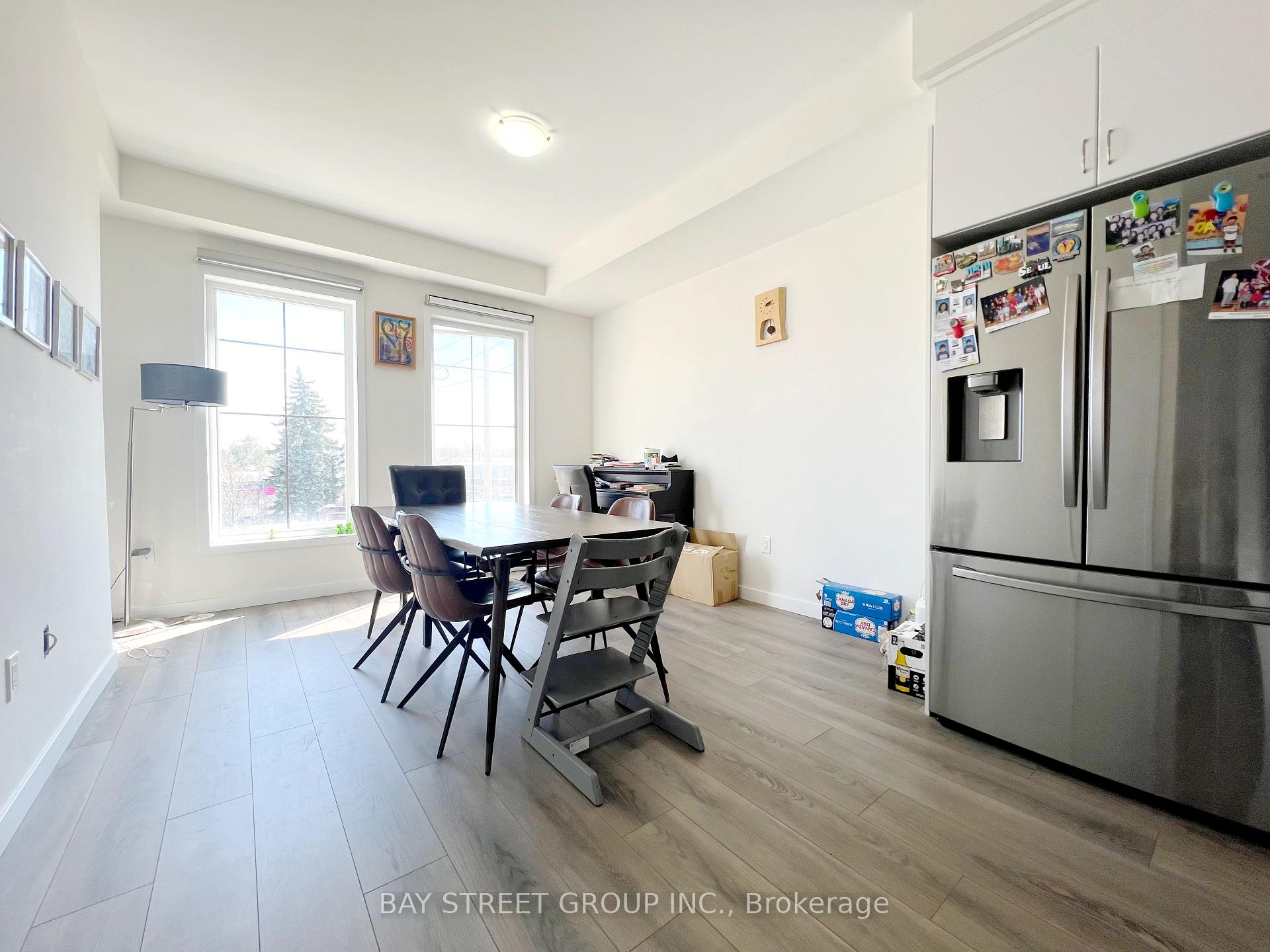 Photo 2 of 10 Mcnaughton Road, Vaughan, Maple — HOMEH