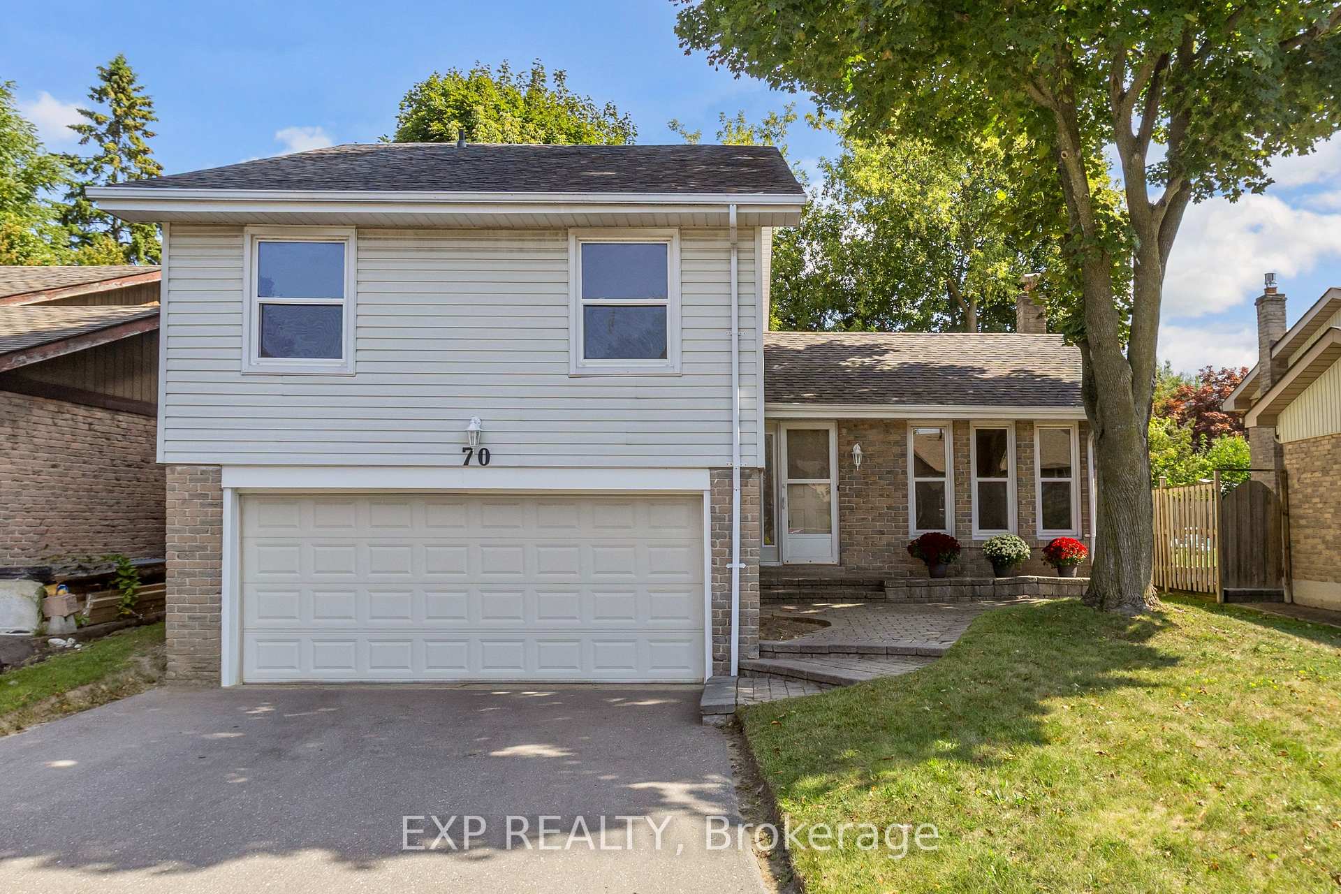 Photo 1 of 70 Pilkington Crescent, Whitby, Pringle Creek — HOMEH