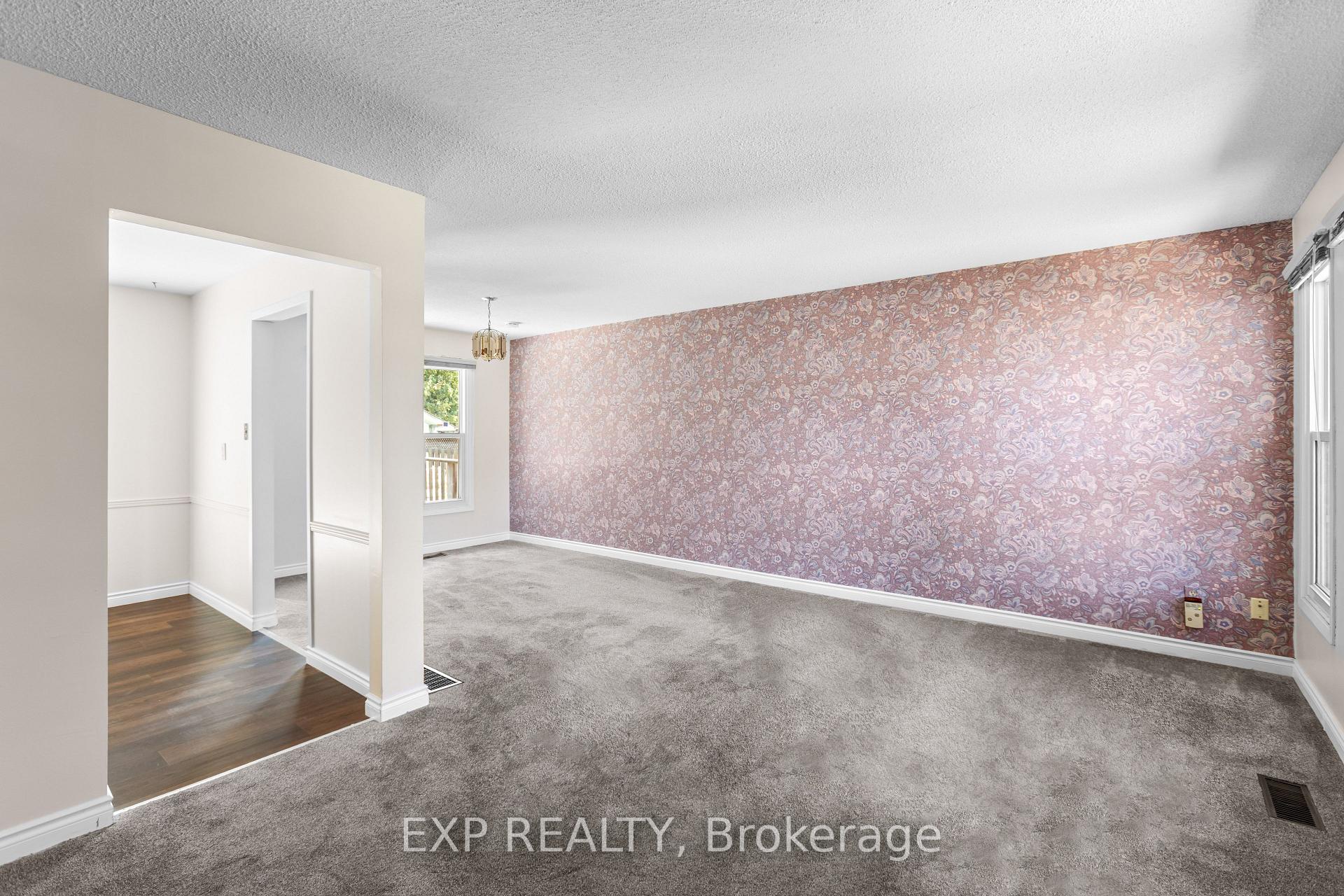 Photo 7 of 70 Pilkington Crescent, Whitby, Pringle Creek — HOMEH