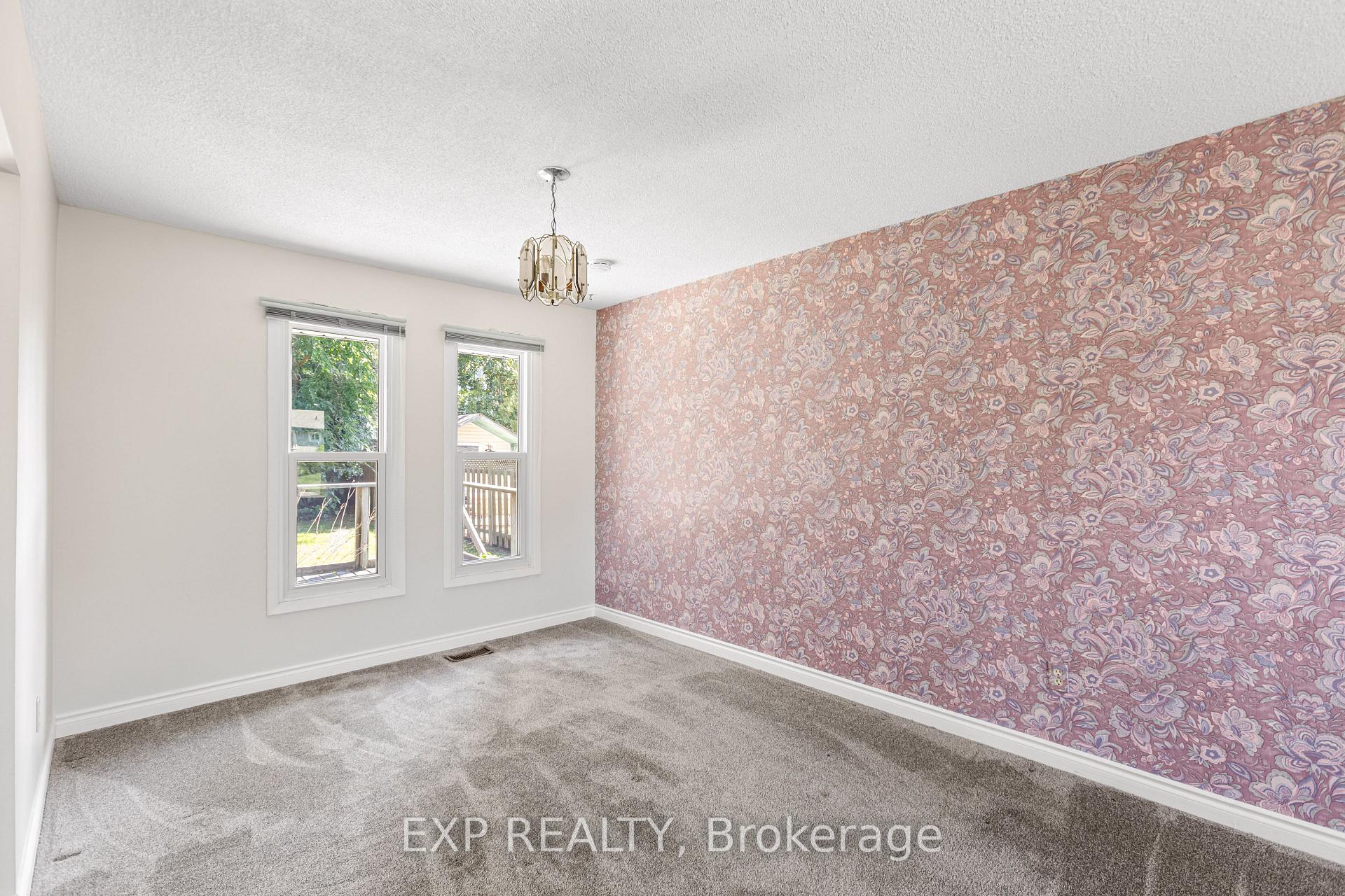 Photo 9 of 70 Pilkington Crescent, Whitby, Pringle Creek — HOMEH