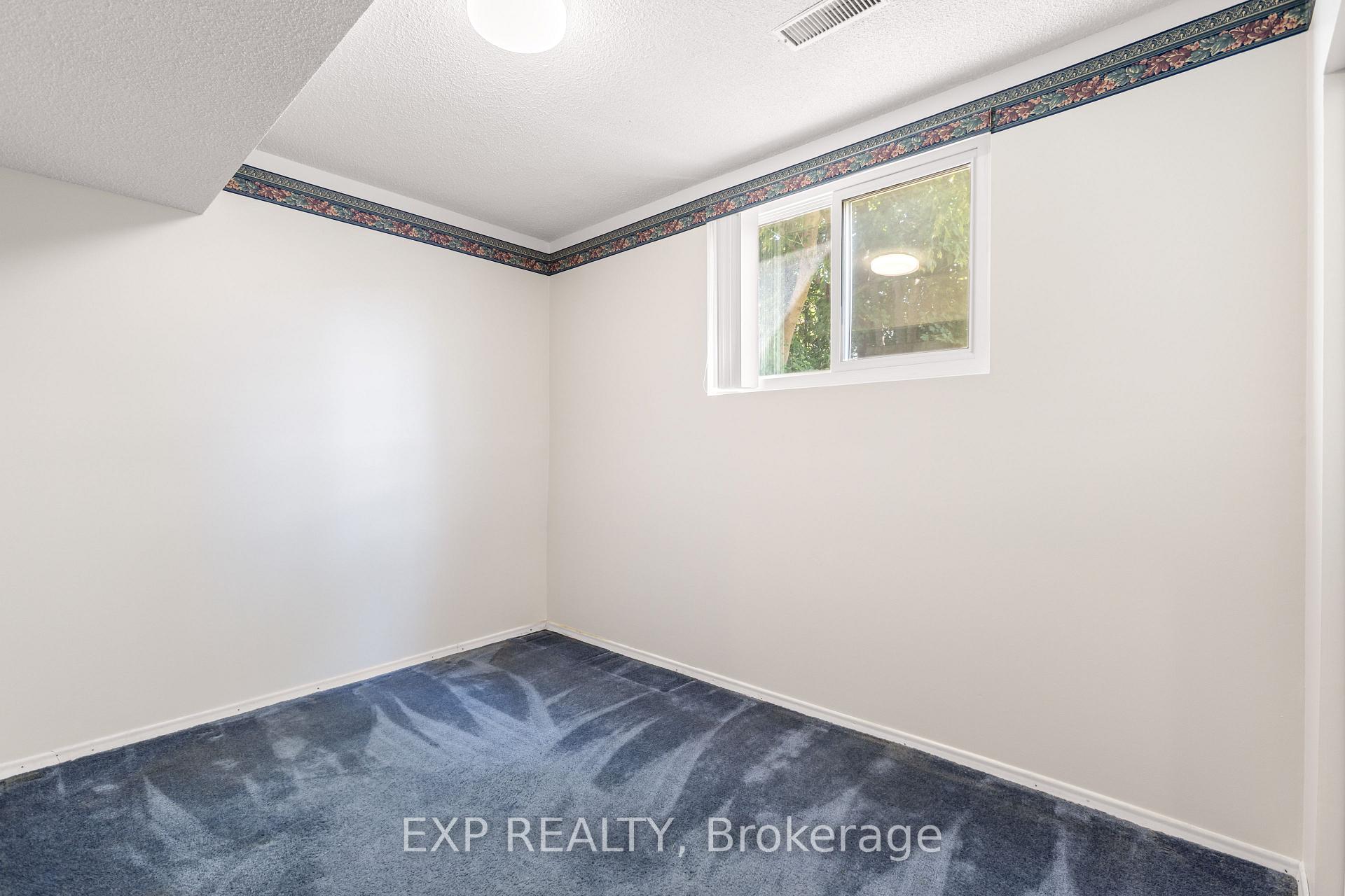 Photo 29 of 70 Pilkington Crescent, Whitby, Pringle Creek — HOMEH