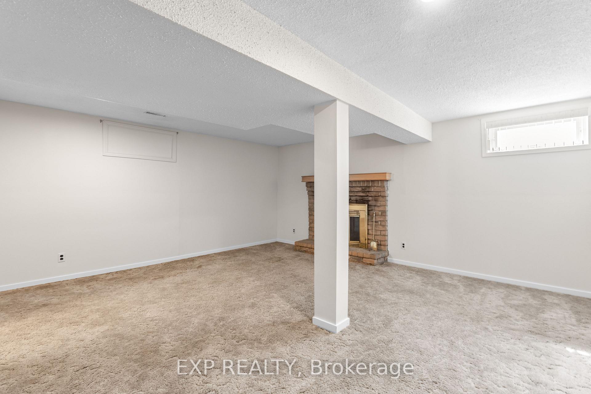 Photo 37 of 70 Pilkington Crescent, Whitby, Pringle Creek — HOMEH