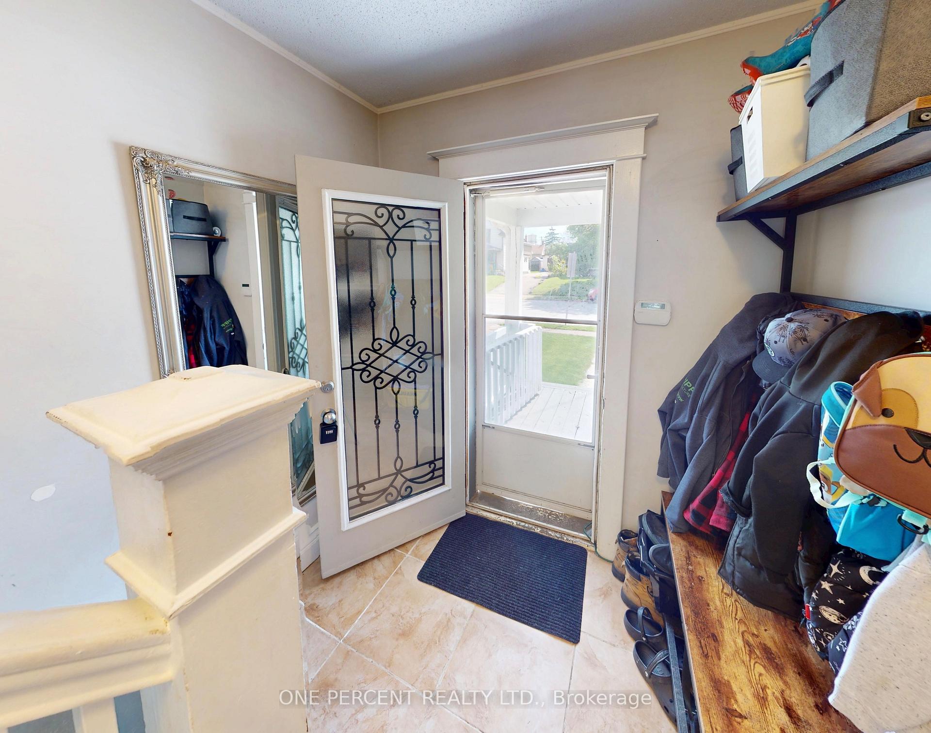 Photo 3 of 89 Ross Street, Welland, Welland Downtown — HOMEH