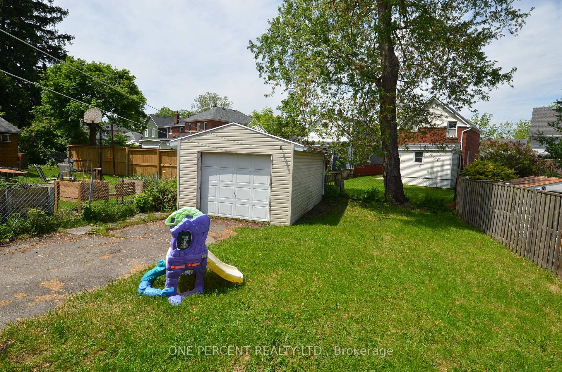 Photo 18 of 89 Ross Street, Welland, Welland Downtown — HOMEH