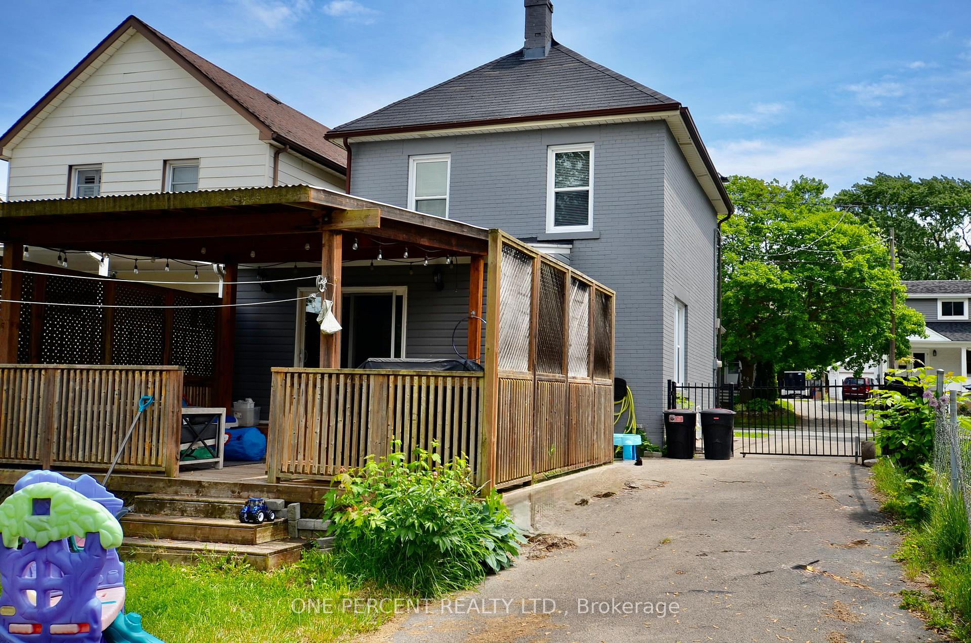 Photo 22 of 89 Ross Street, Welland, Welland Downtown — HOMEH
