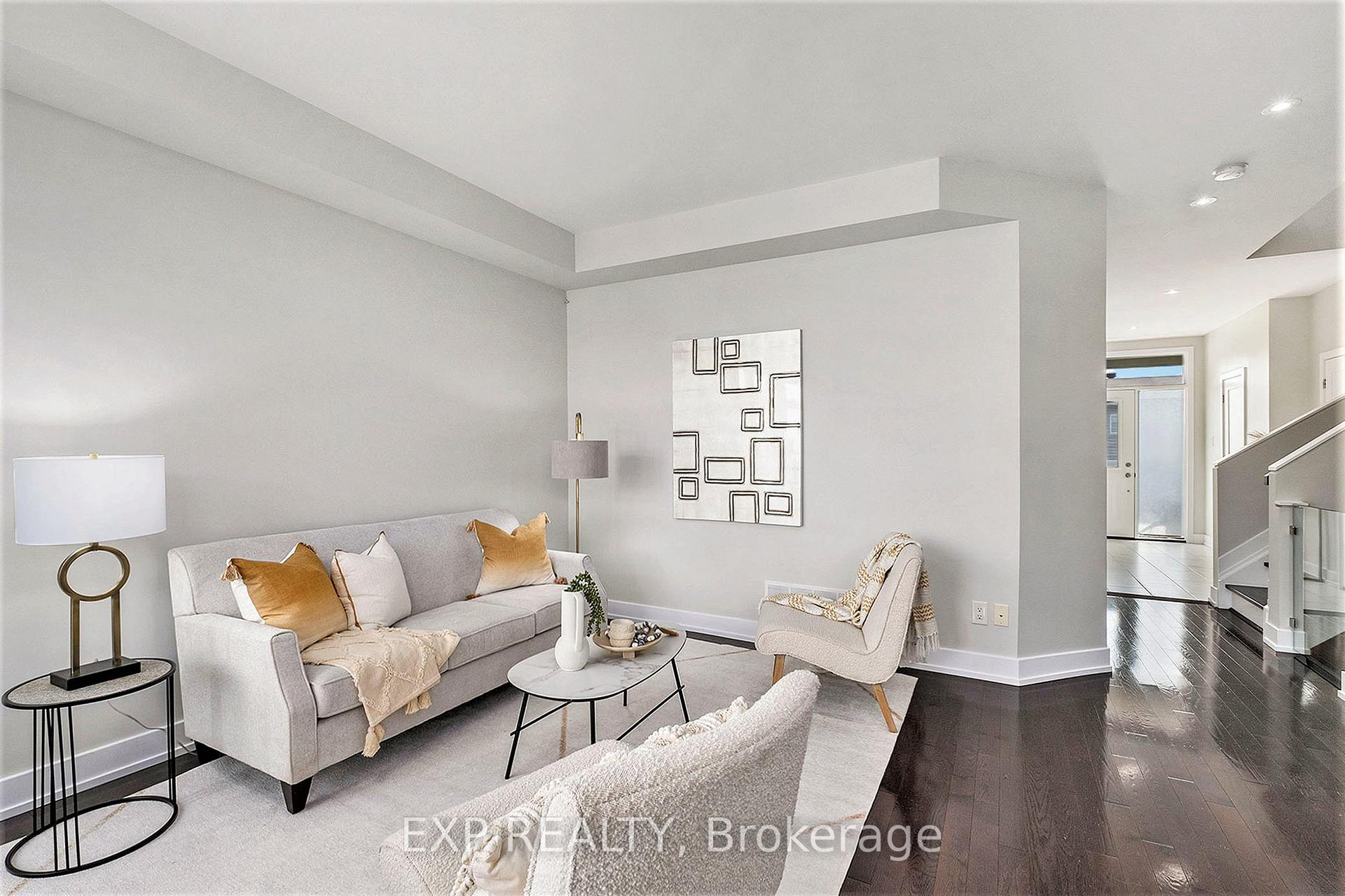 Photo 6 of 1304 Avenue P, Ottawa, Eastway Gardens/Industrial Park — HOMEH