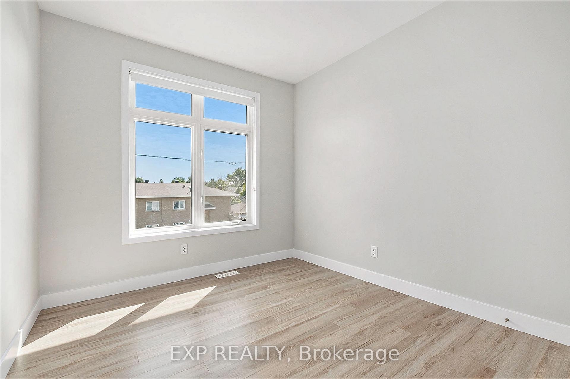 Photo 32 of 1304 Avenue P, Ottawa, Eastway Gardens/Industrial Park — HOMEH