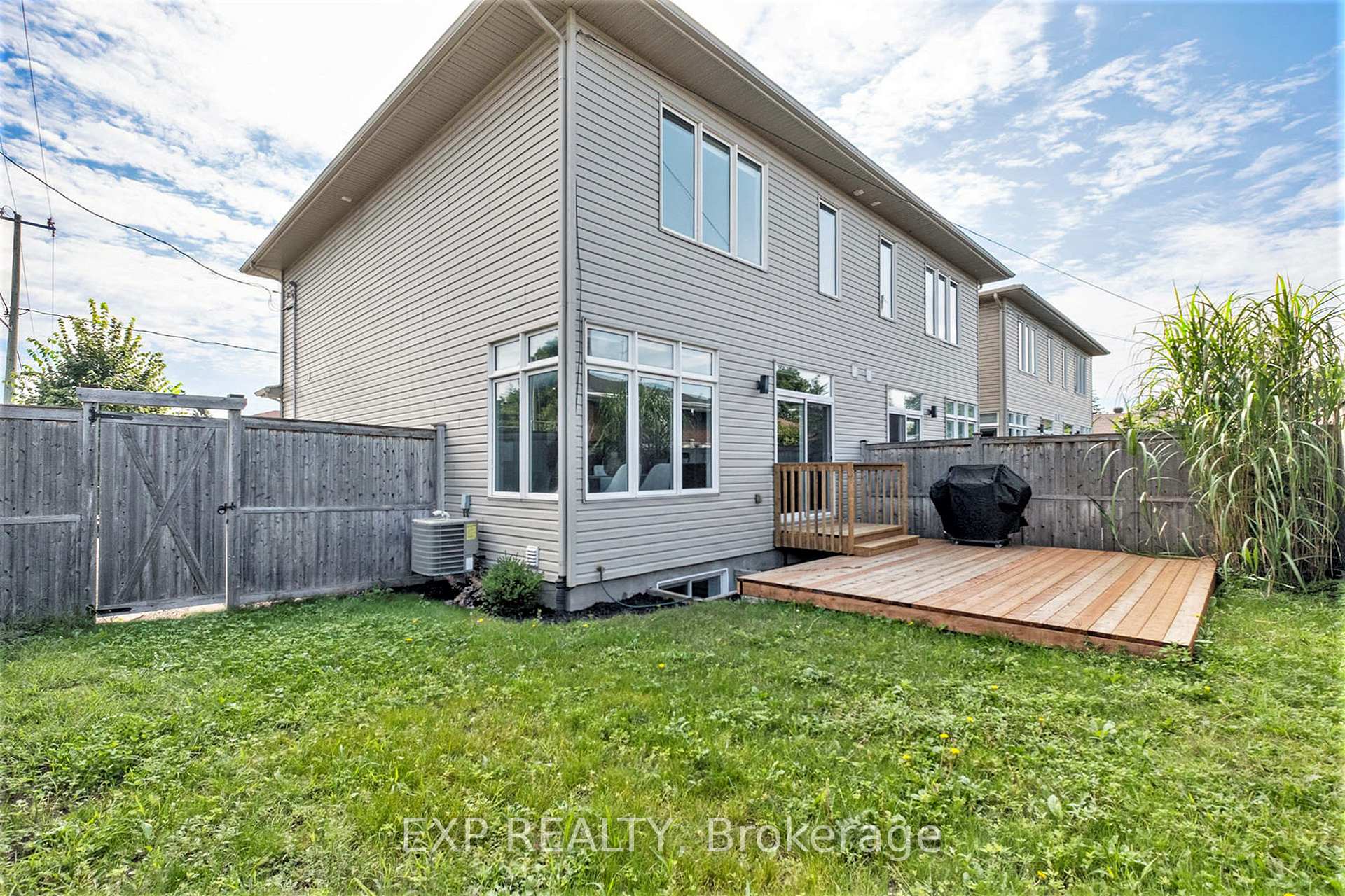 Photo 24 of 1304 Avenue P, Ottawa, Eastway Gardens/Industrial Park — HOMEH