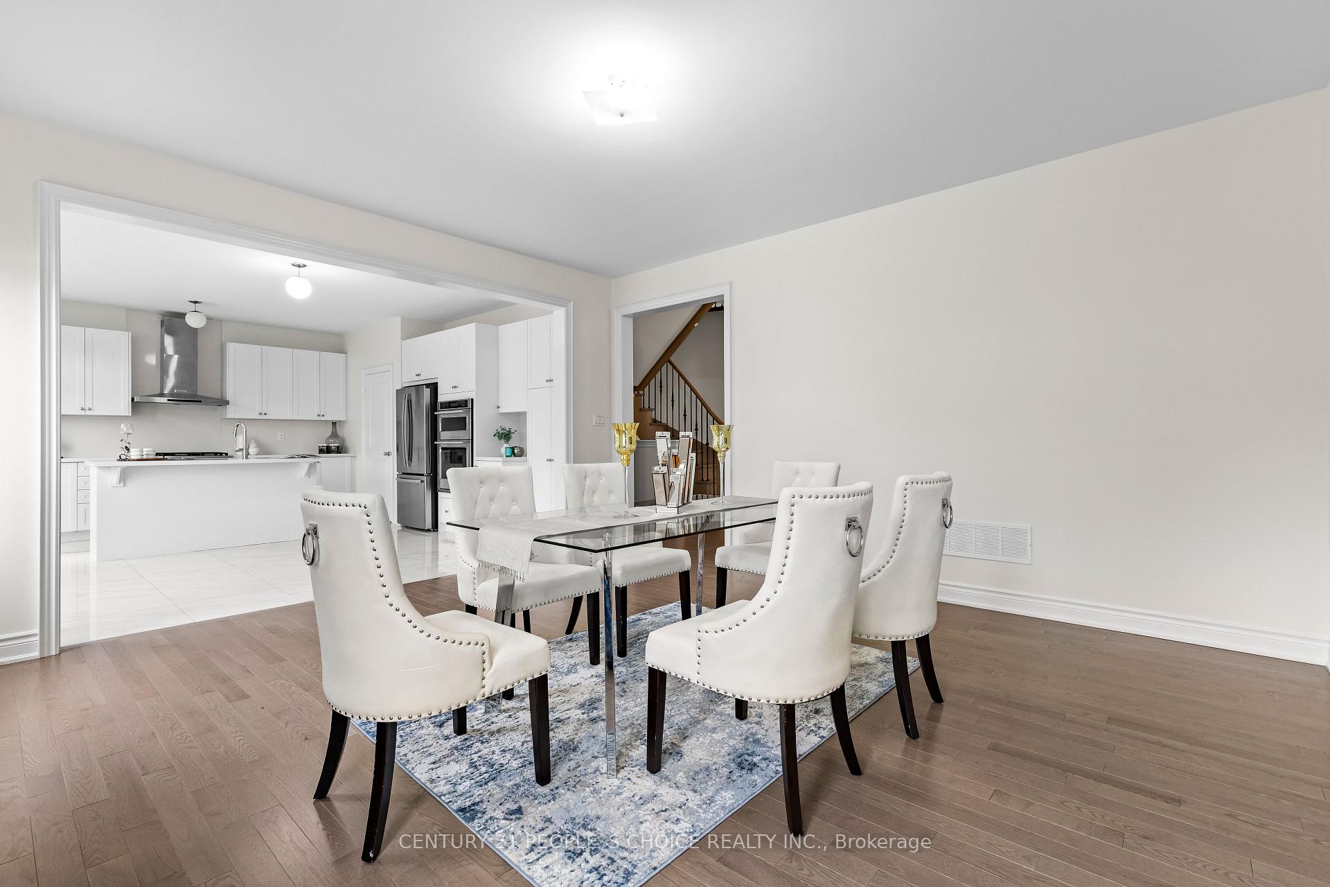 Photo 12 of 52 Coldwell Bay Circle, Vaughan, Vellore Village — HOMEH