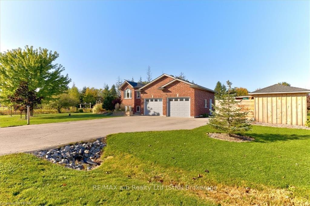 Photo 4 of 2892 Hocking Drive, West Perth, Fullarton — HOMEH