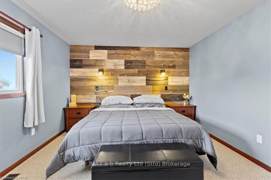 Photo 23 of 2892 Hocking Drive, West Perth, Fullarton — HOMEH