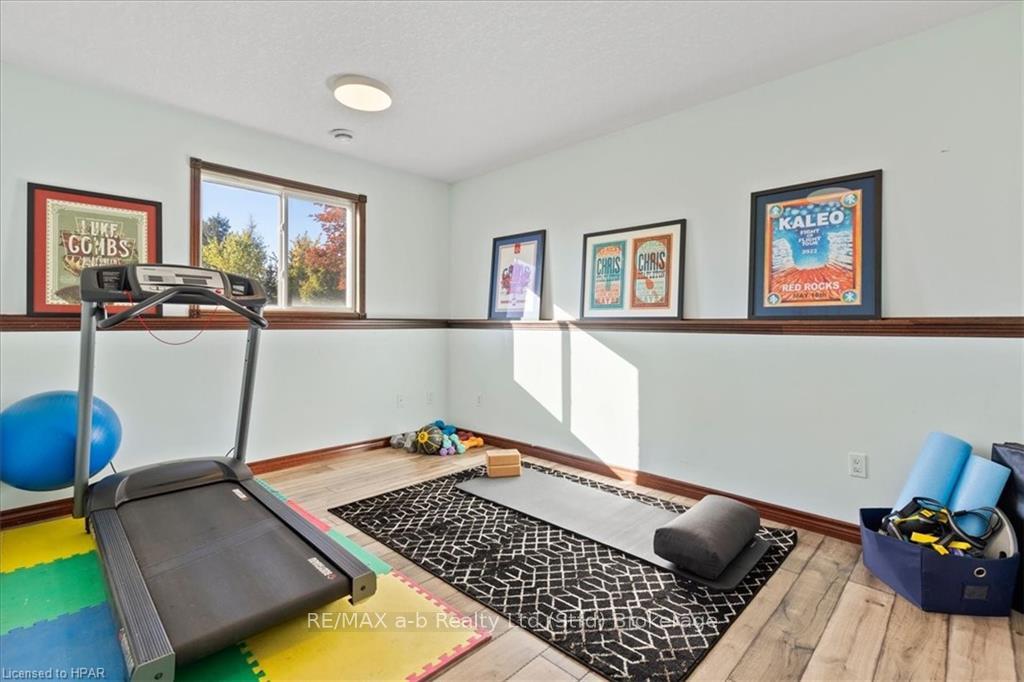 Photo 36 of 2892 Hocking Drive, West Perth, Fullarton — HOMEH
