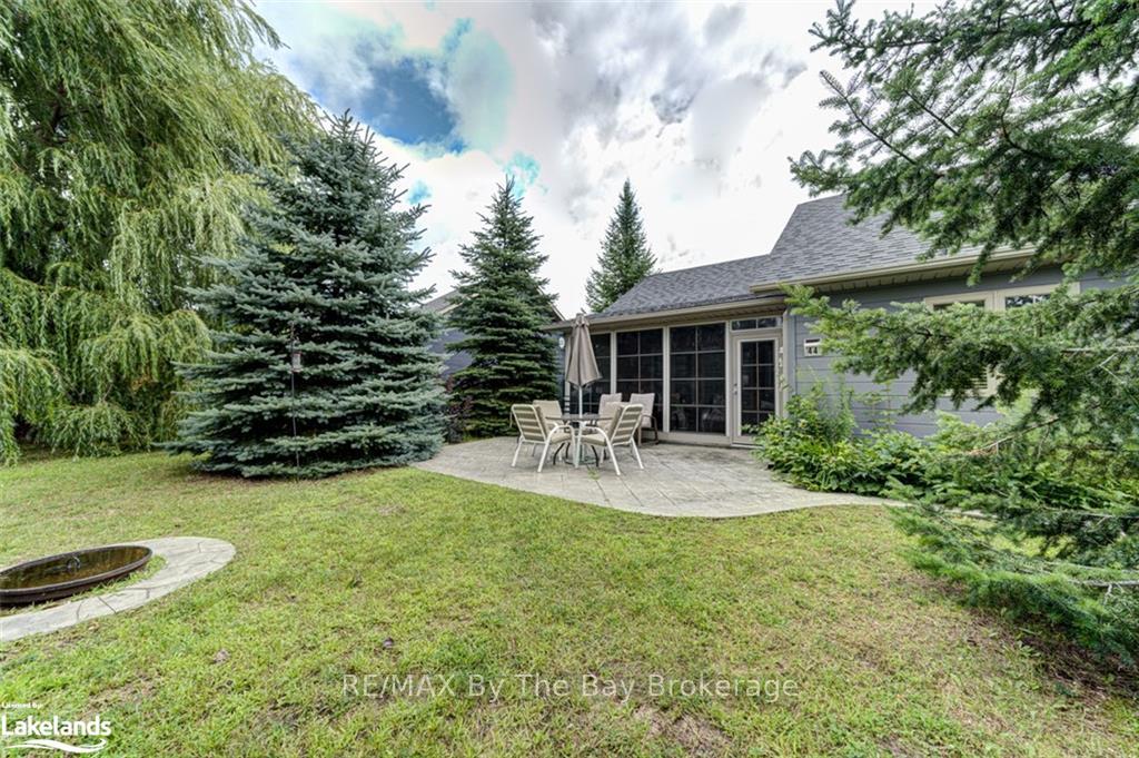 Front of 44 Cabin Crescent