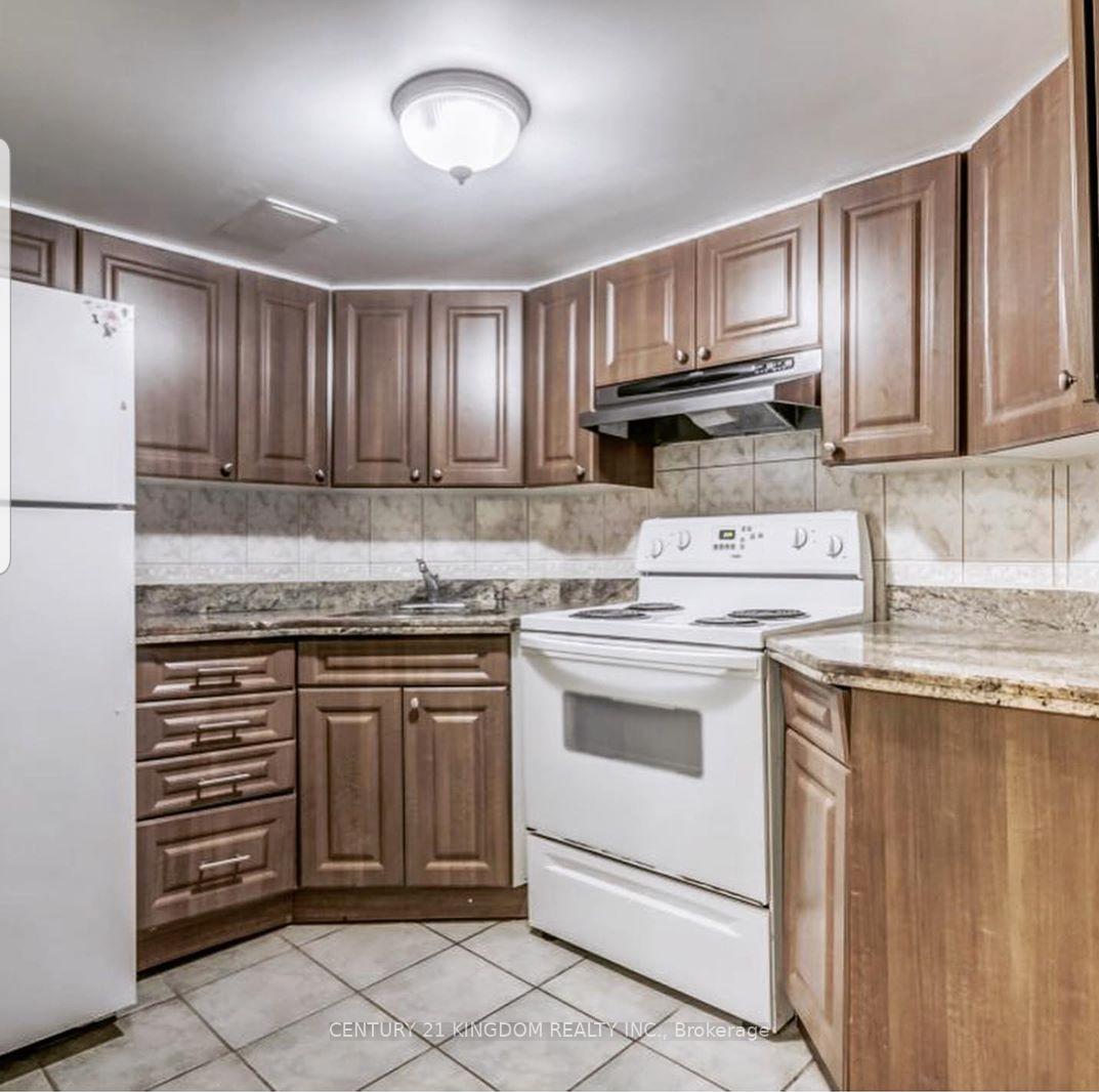 Photo 7 of Unit Bsmt, 63 Tawn Crescent, Ajax, Central — HOMEH