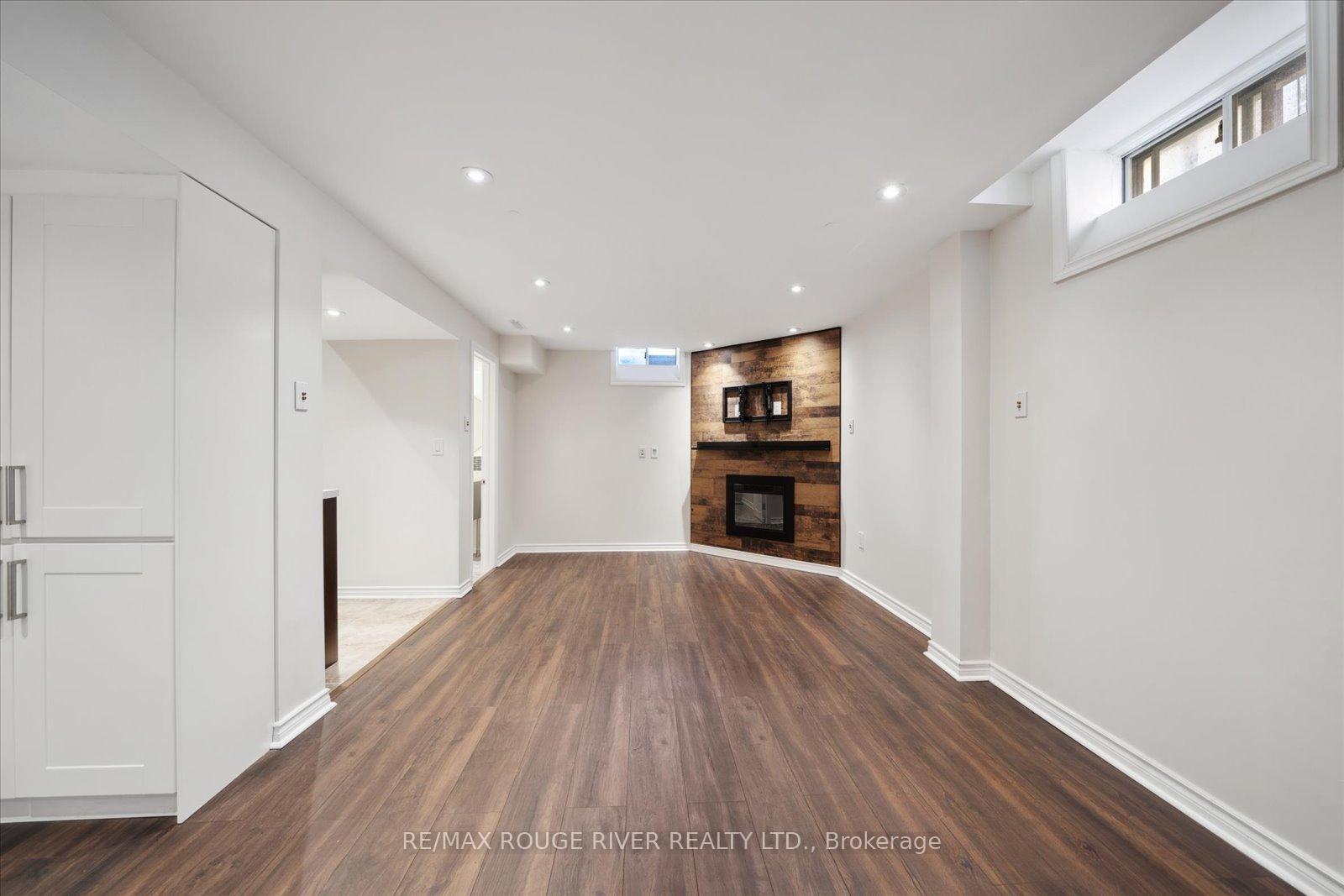 Photo 12 of Unit Bsmt, 36 Eldridge Place, Whitby, Pringle Creek — HOMEH