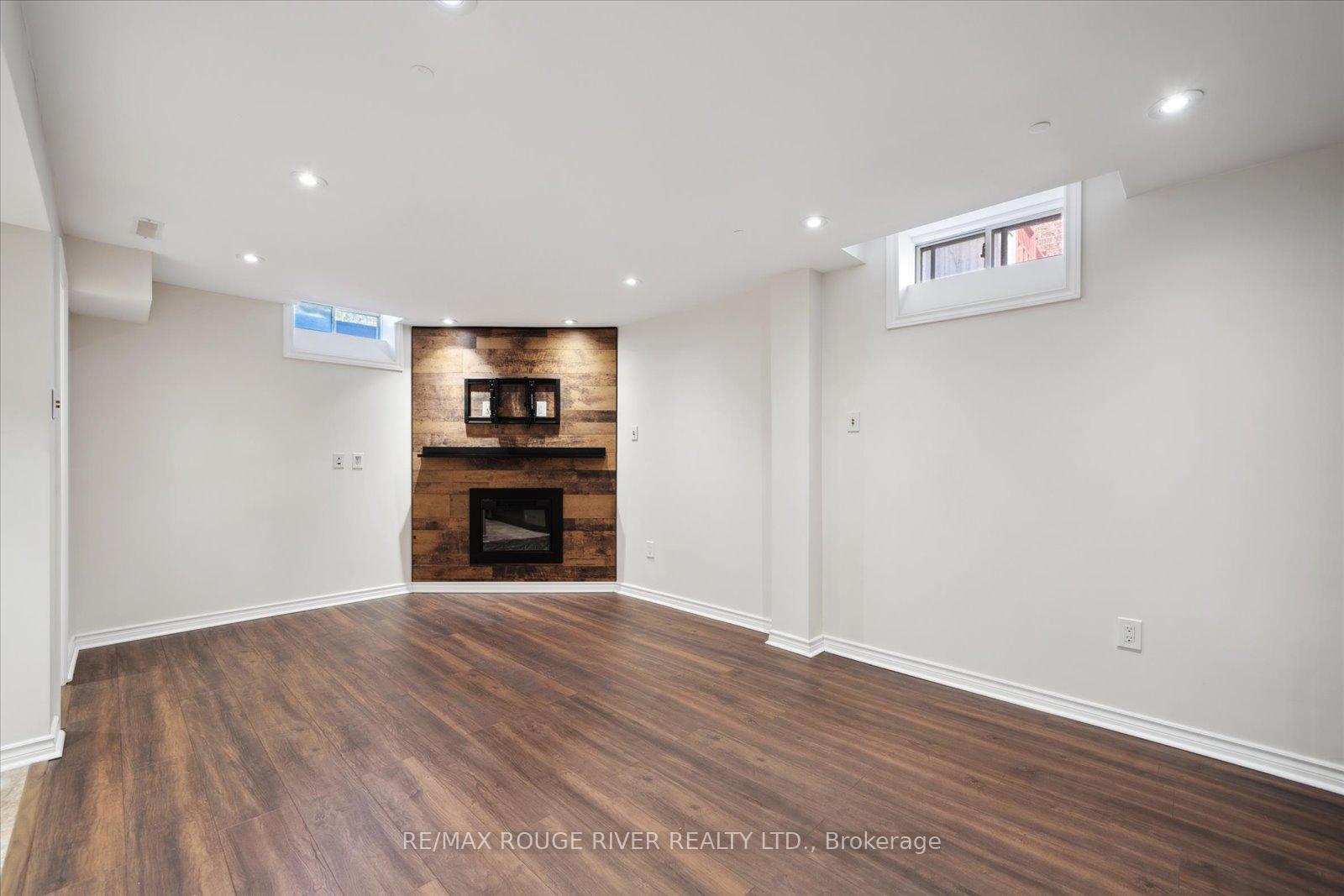 Photo 13 of Unit Bsmt, 36 Eldridge Place, Whitby, Pringle Creek — HOMEH