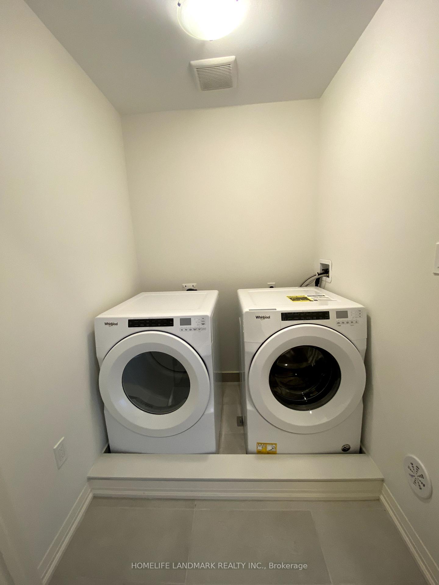 Photo 10 of 21 Cohen Way, Vaughan, Patterson — HOMEH