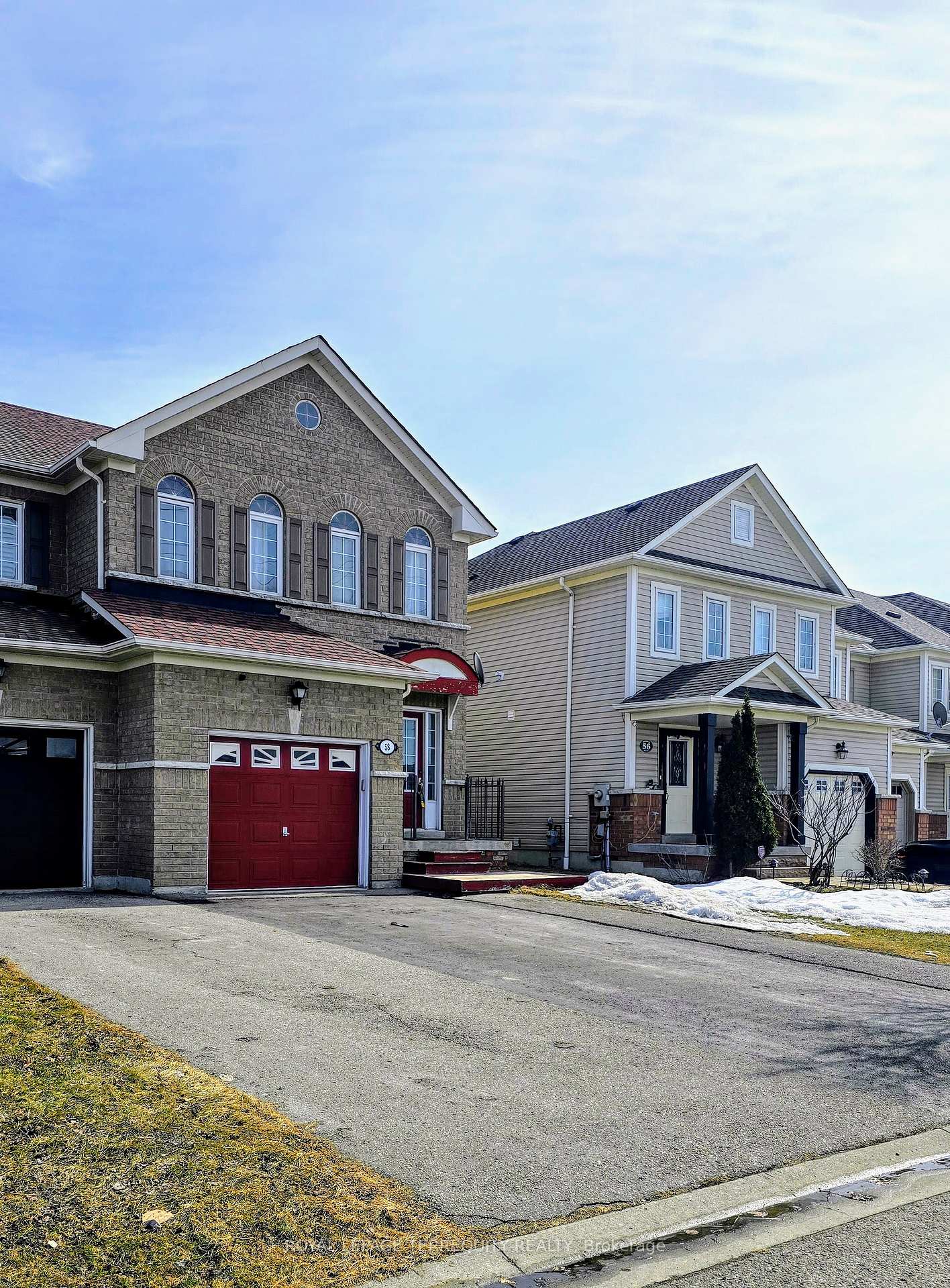 Photo 2 of 58 Robideau Place, Whitby, Pringle Creek — HOMEH