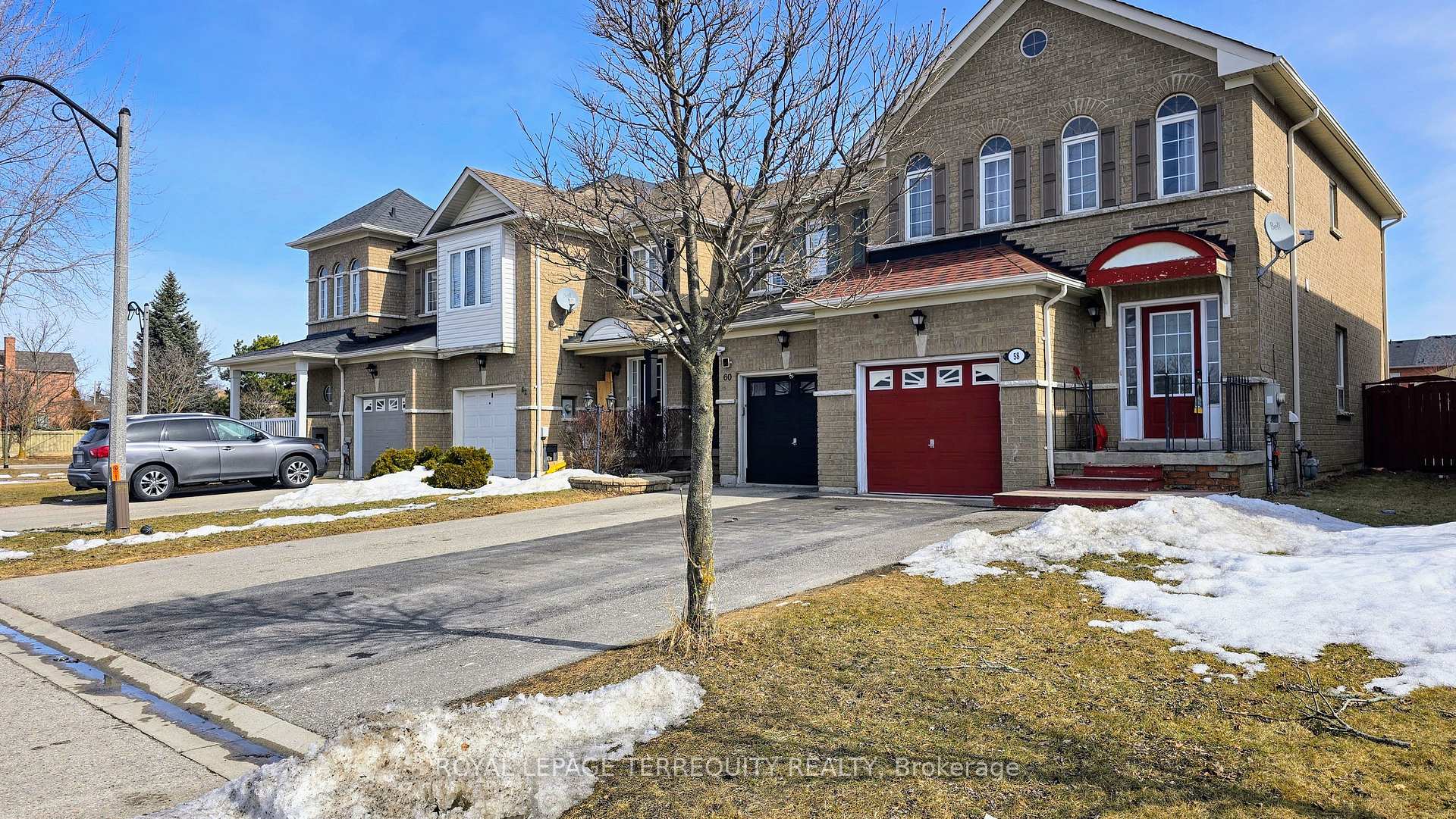 Photo 3 of 58 Robideau Place, Whitby, Pringle Creek — HOMEH