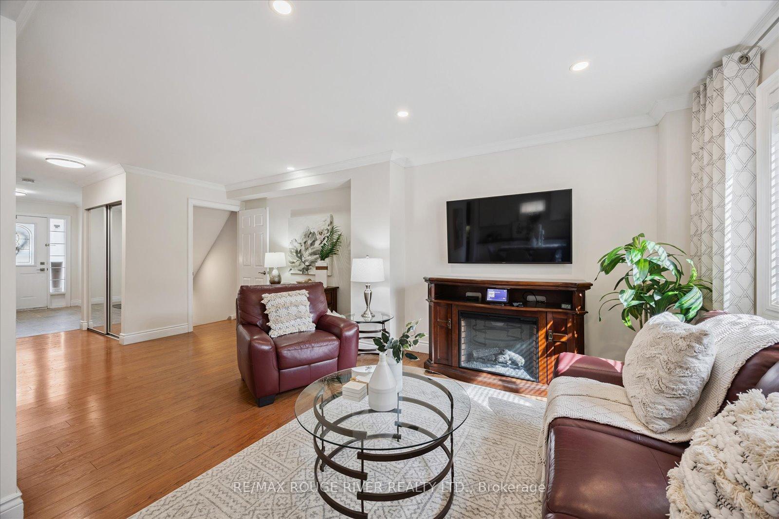 Photo 4 of 17 Wallace Drive, Whitby, Pringle Creek — HOMEH