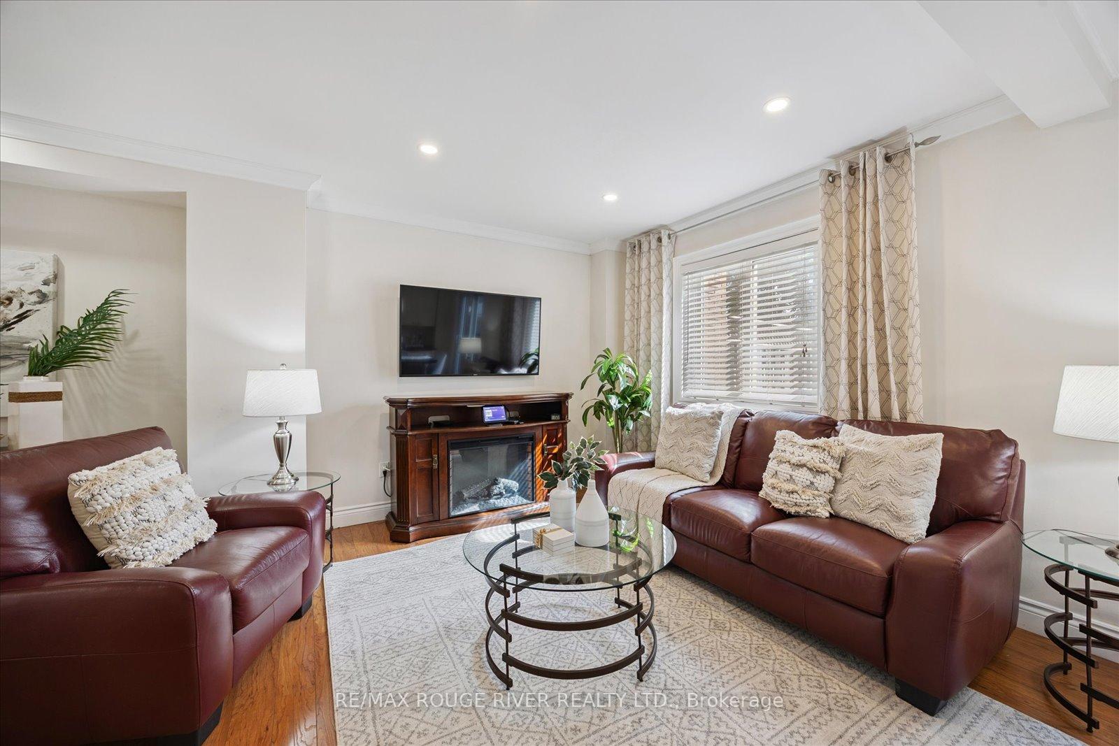 Photo 5 of 17 Wallace Drive, Whitby, Pringle Creek — HOMEH