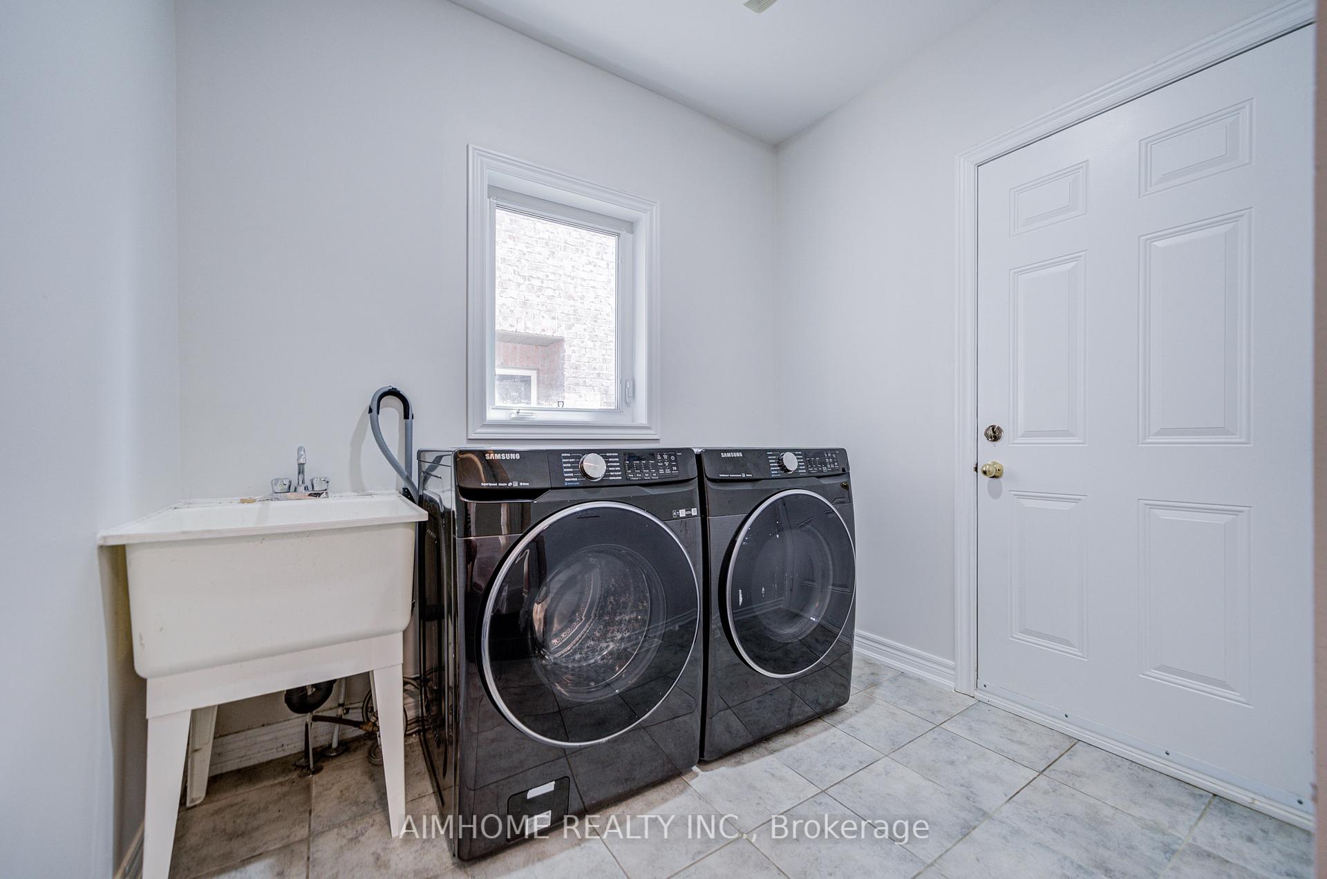 Photo 16 of 415 Peter Rupert Avenue, Vaughan, Patterson — HOMEH