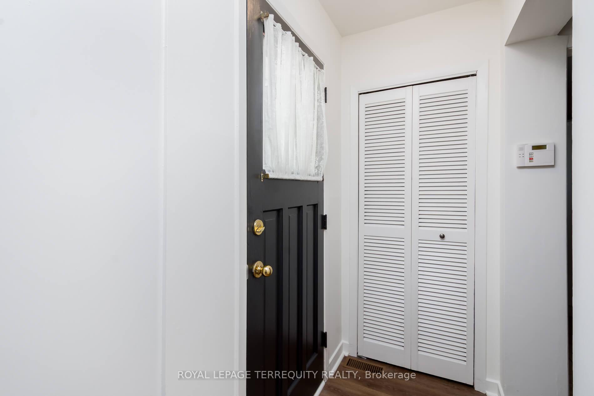 Photo 20 of 120 Exeter Road, Ajax, South East — HOMEH