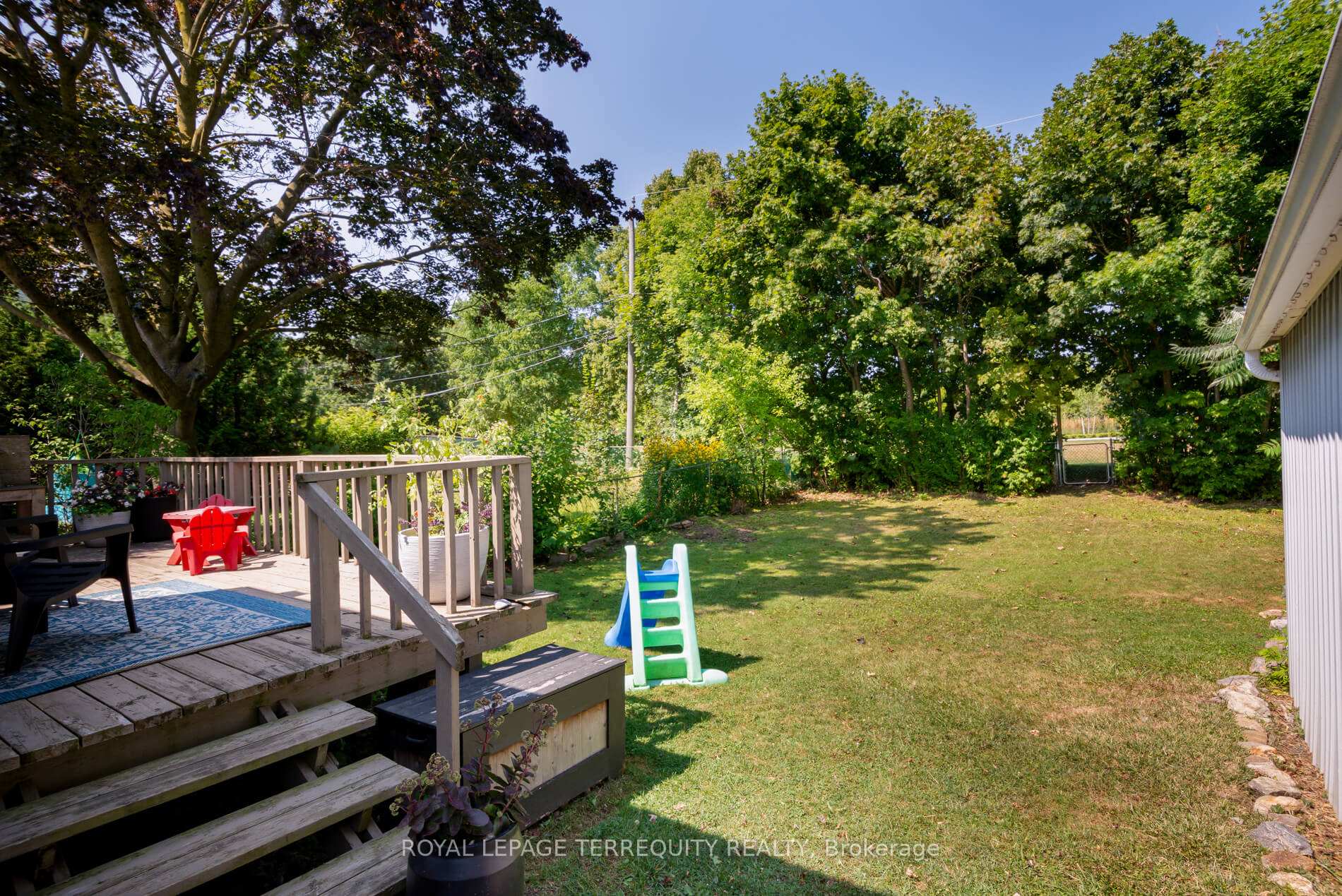 Photo 33 of 120 Exeter Road, Ajax, South East — HOMEH