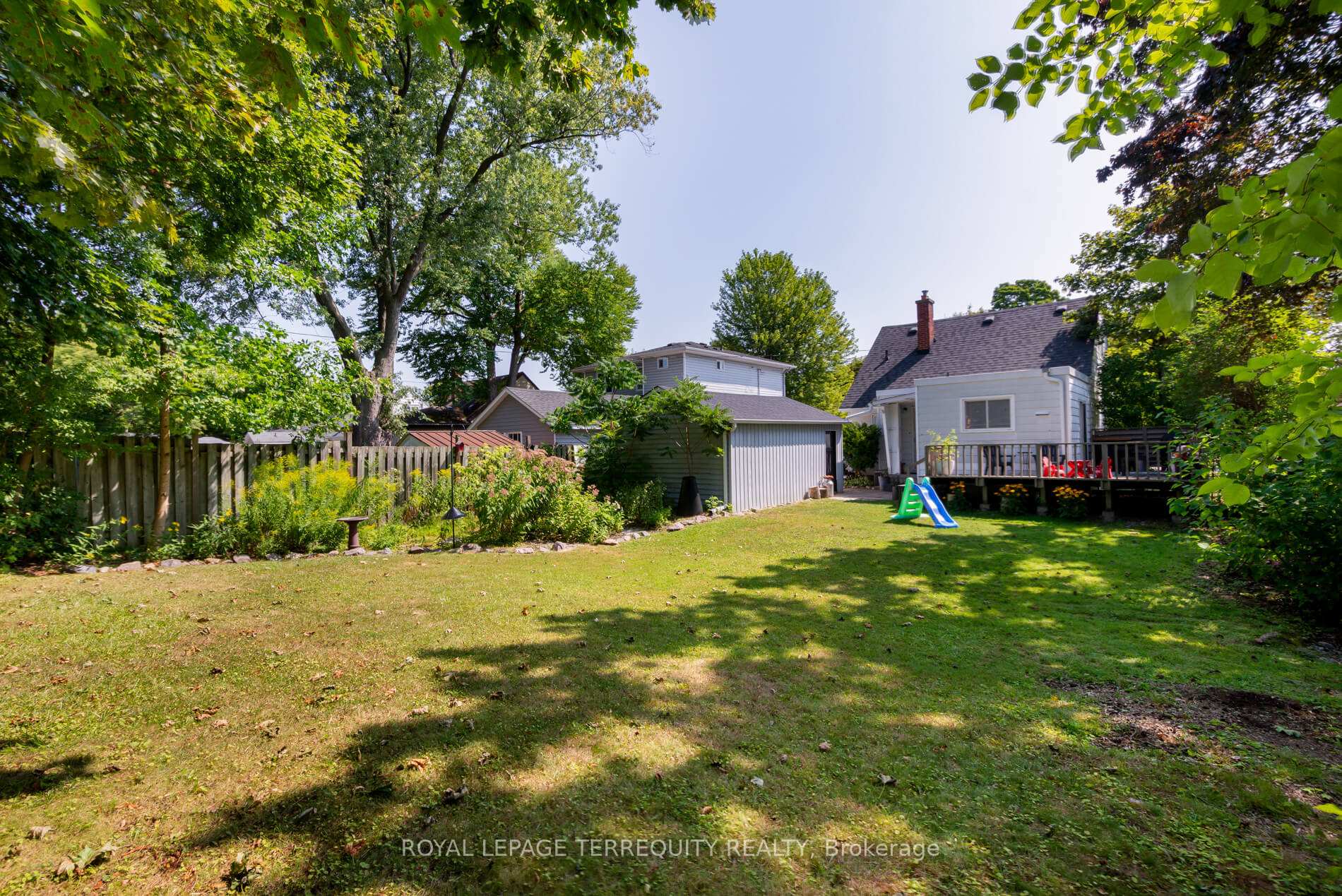 Photo 45 of 120 Exeter Road, Ajax, South East — HOMEH